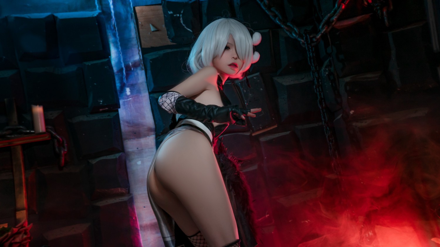 HornyCos - Cute 2B Showing Her Perfect Body (Patreon)