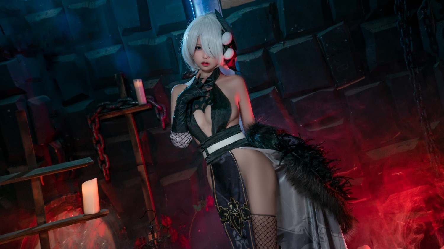 HornyCos - Cute 2B Showing Her Perfect Body (Patreon)