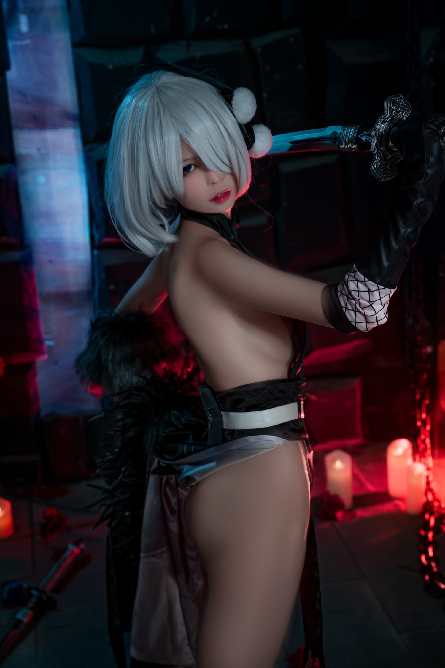 HornyCos - Cute 2B Showing Her Perfect Body (Patreon)