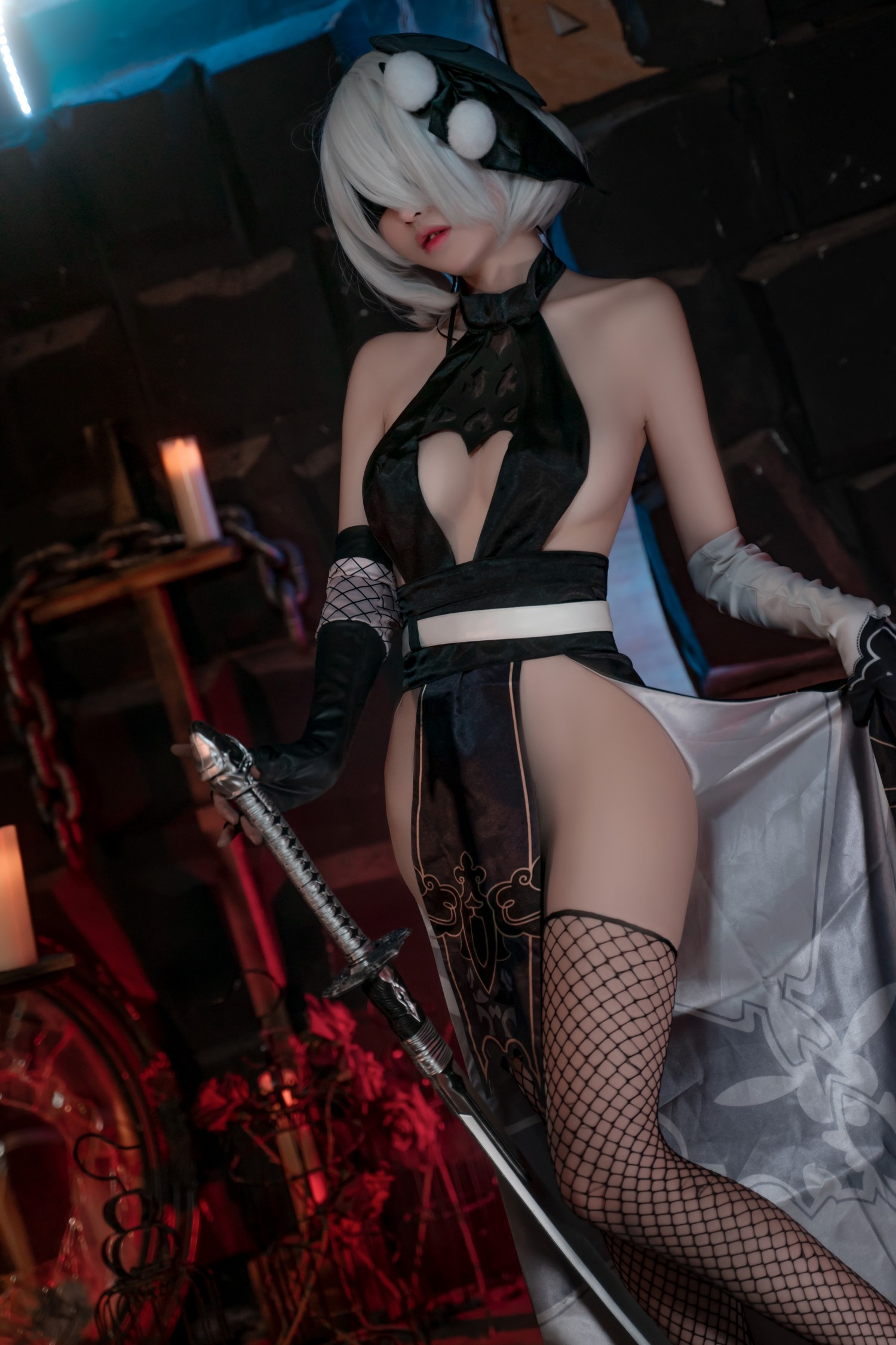 HornyCos - Cute 2B Showing Her Perfect Body (Patreon)