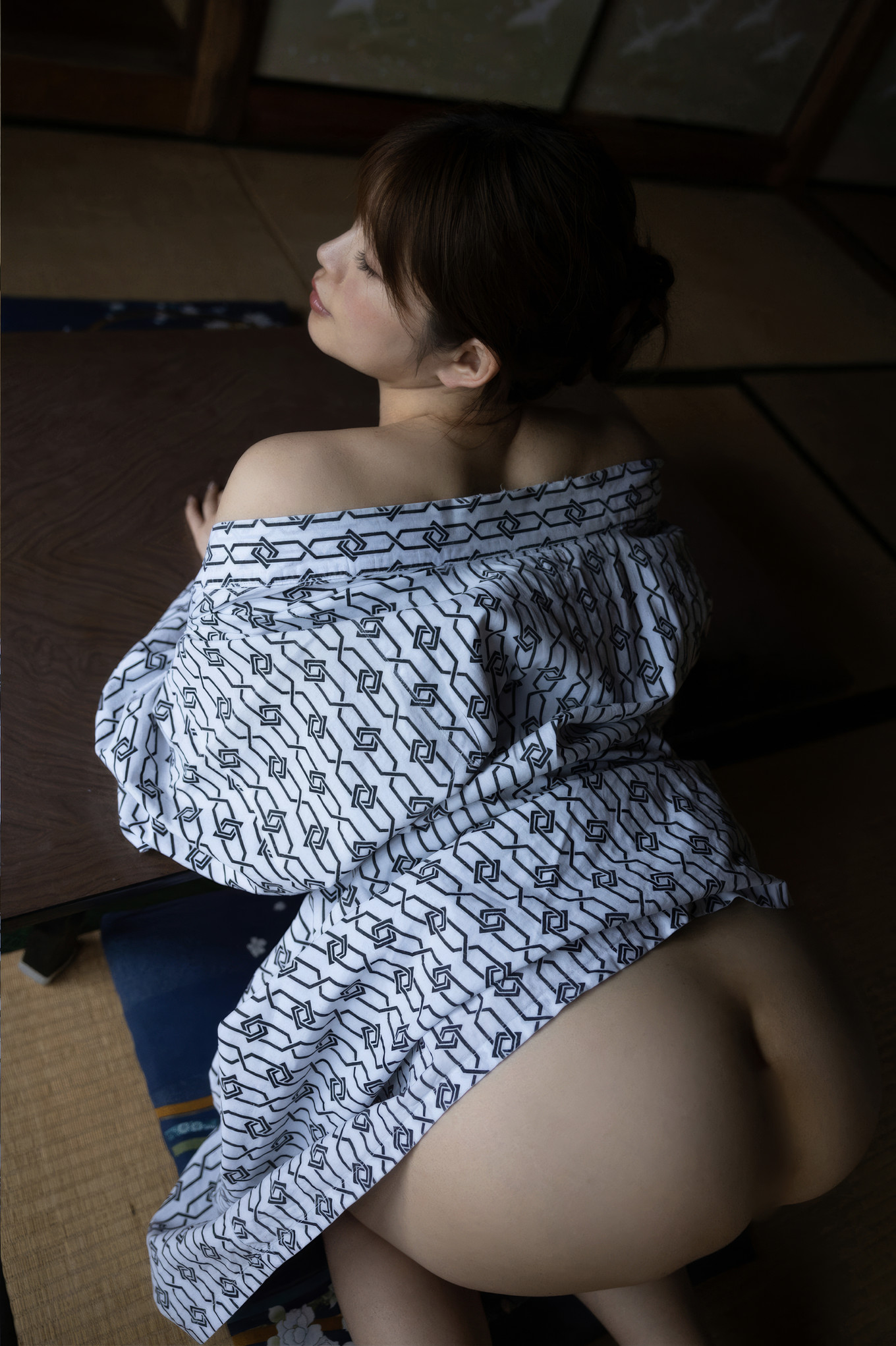 Ikumi Kohinata 小日向郁美, グラビア写真集 「美しいひと」 Set.03