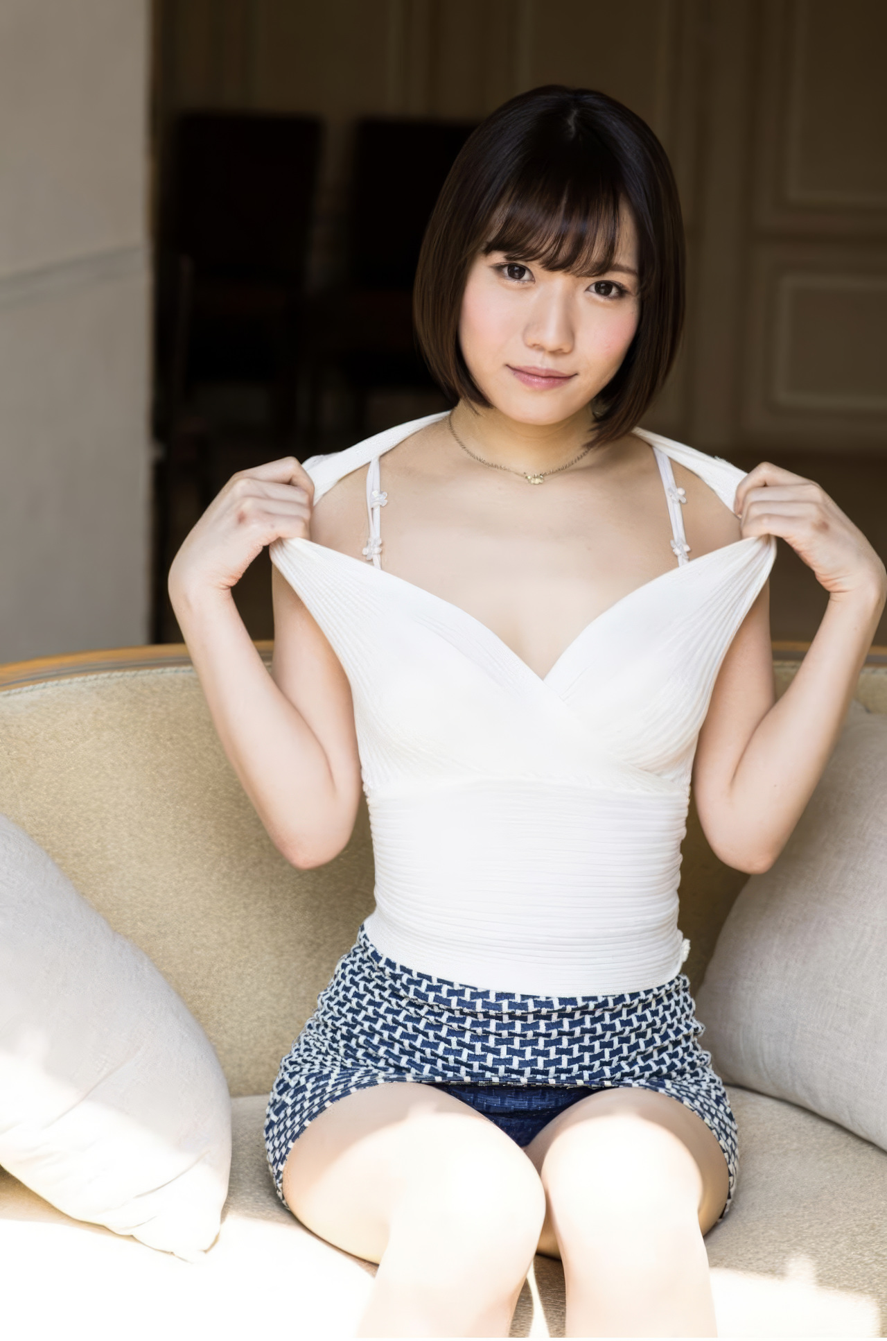 Mitsuba Kikugawa 菊川みつ葉, 写真集 「Hetairai」 Set.01