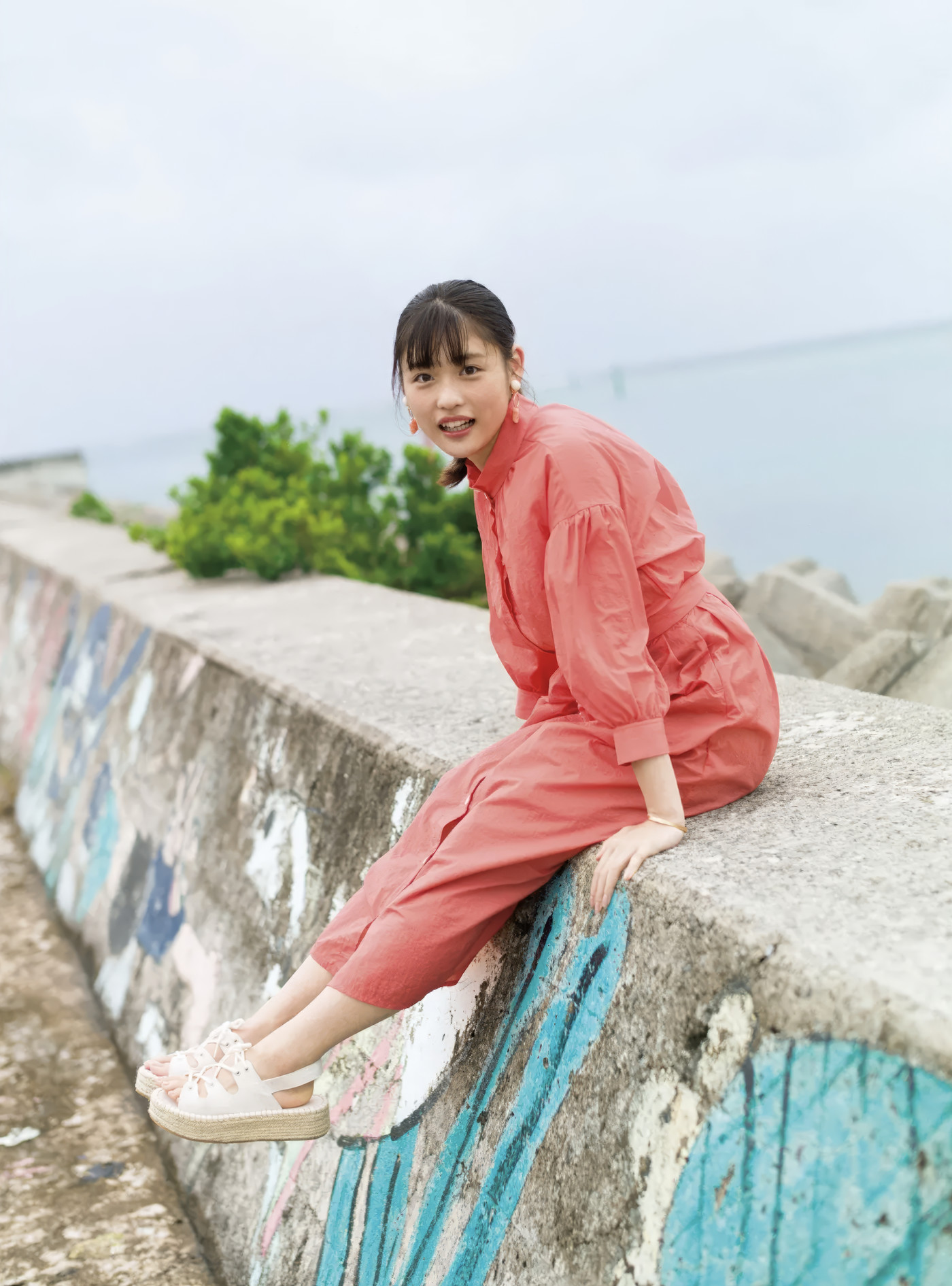 Momoka Ishida 石田桃香, 1st 写真集 [MOMOKA] Set.02