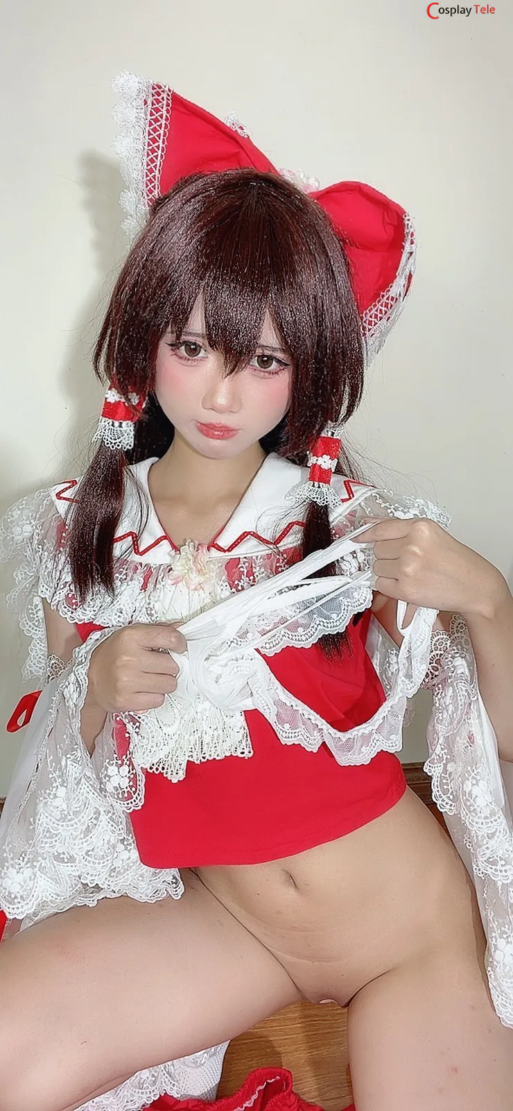 PoppaChan cosplay Reimu Hakurei – Touhou Project