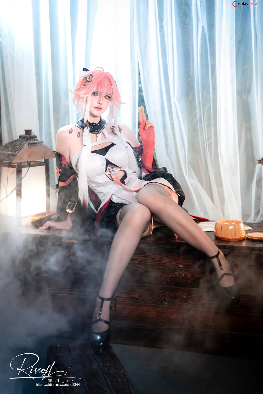 Rissoft 前羽 cosplay Changli and Jinhsi – Wuthering Waves