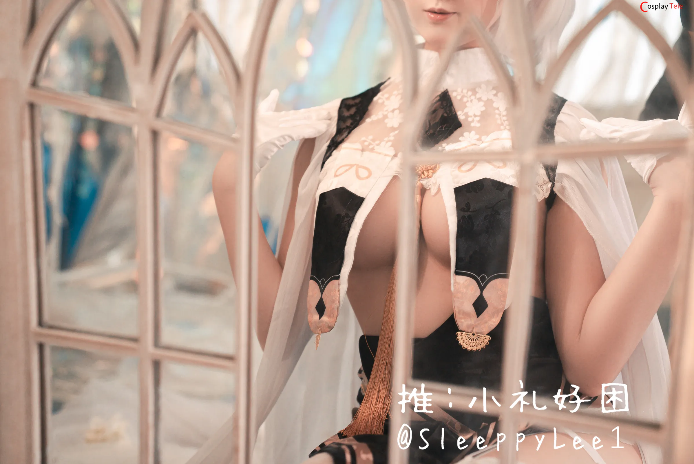 SleeppyLee1 (小礼好困) cosplay Sirius – Azur Lane