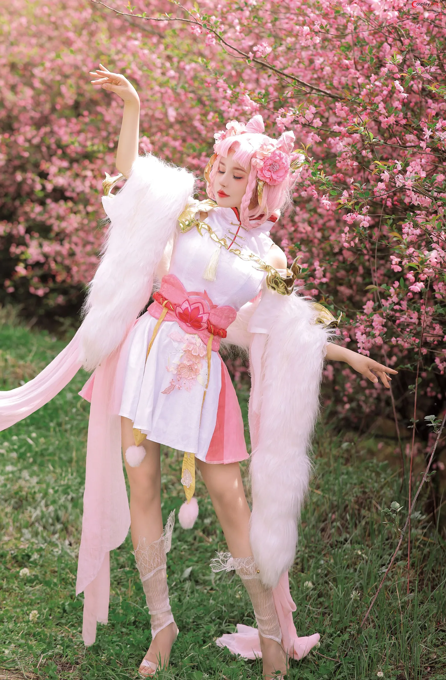 Taonuan222 (桃暖酱) cosplay Chang’e – King Of Glory