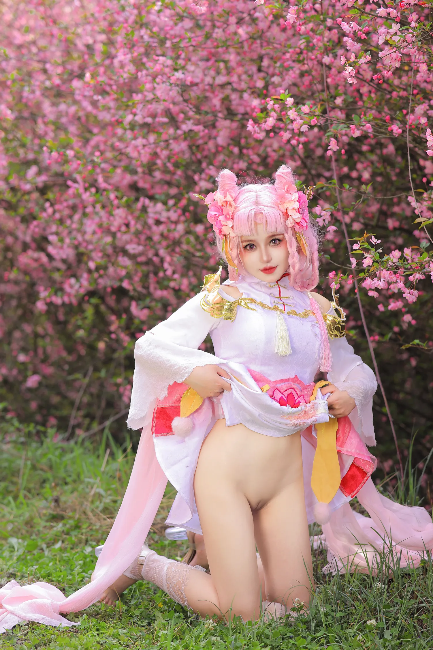 Taonuan222 (桃暖酱) cosplay Chang’e – King Of Glory