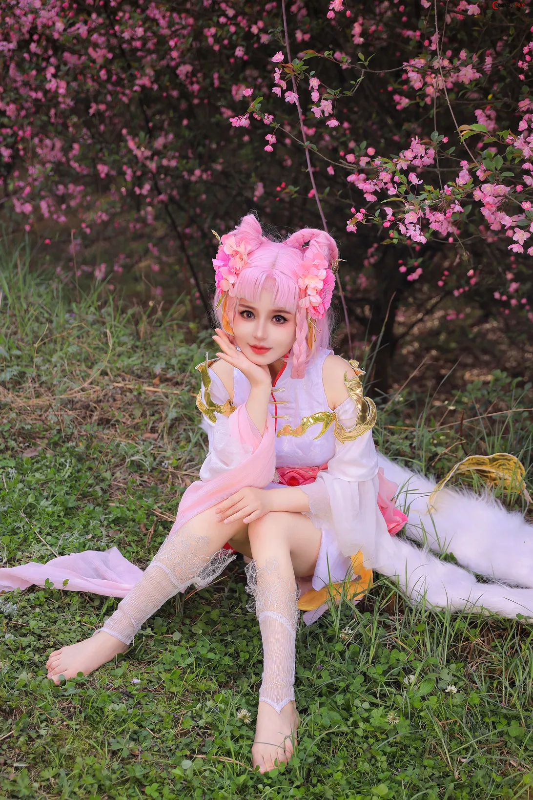 Taonuan222 (桃暖酱) cosplay Chang’e – King Of Glory