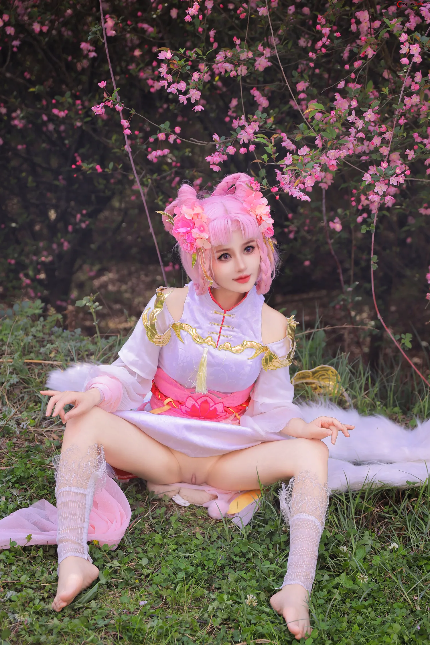 Taonuan222 (桃暖酱) cosplay Chang’e – King Of Glory