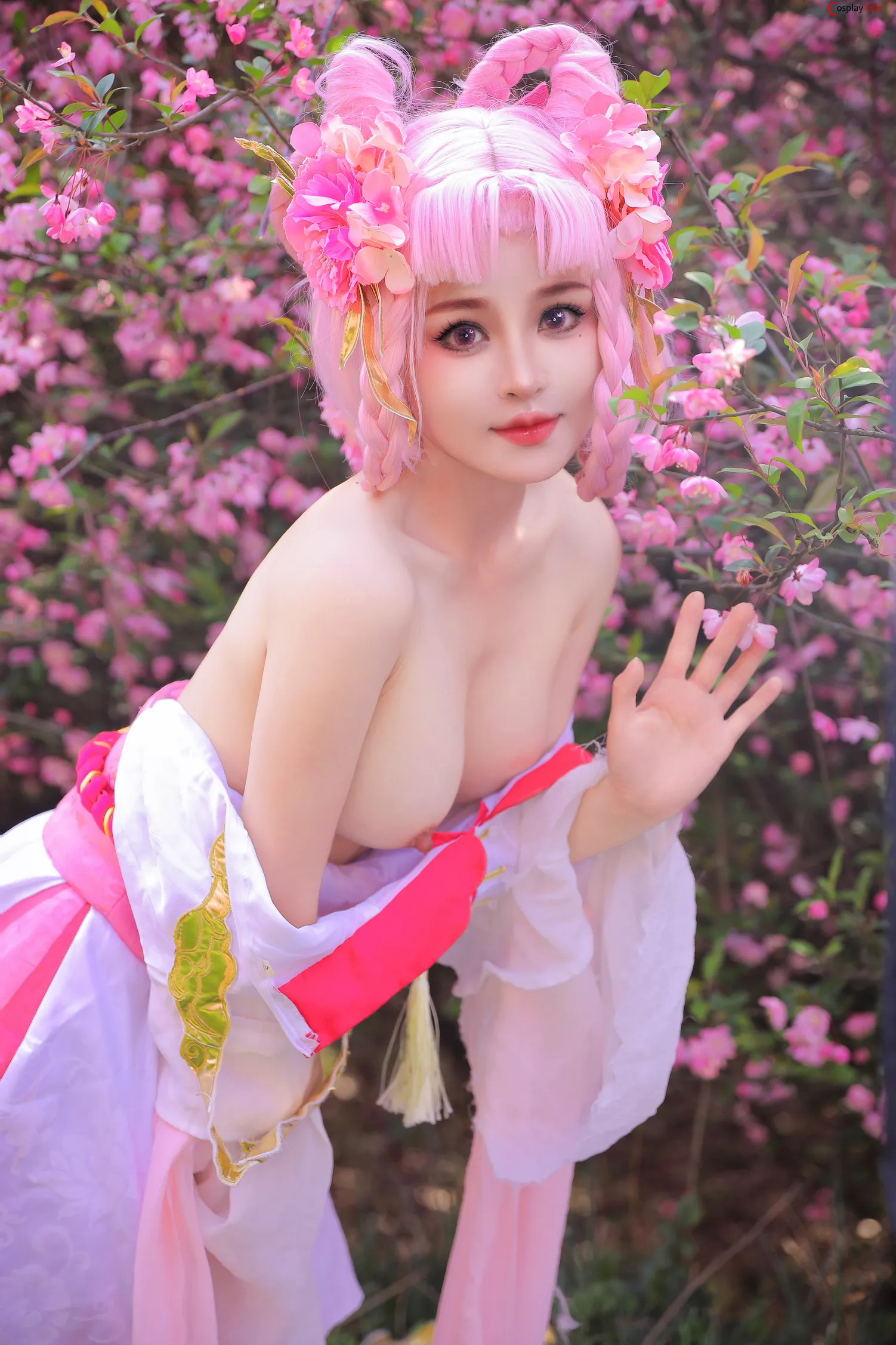 Taonuan222 (桃暖酱) cosplay Chang’e – King Of Glory