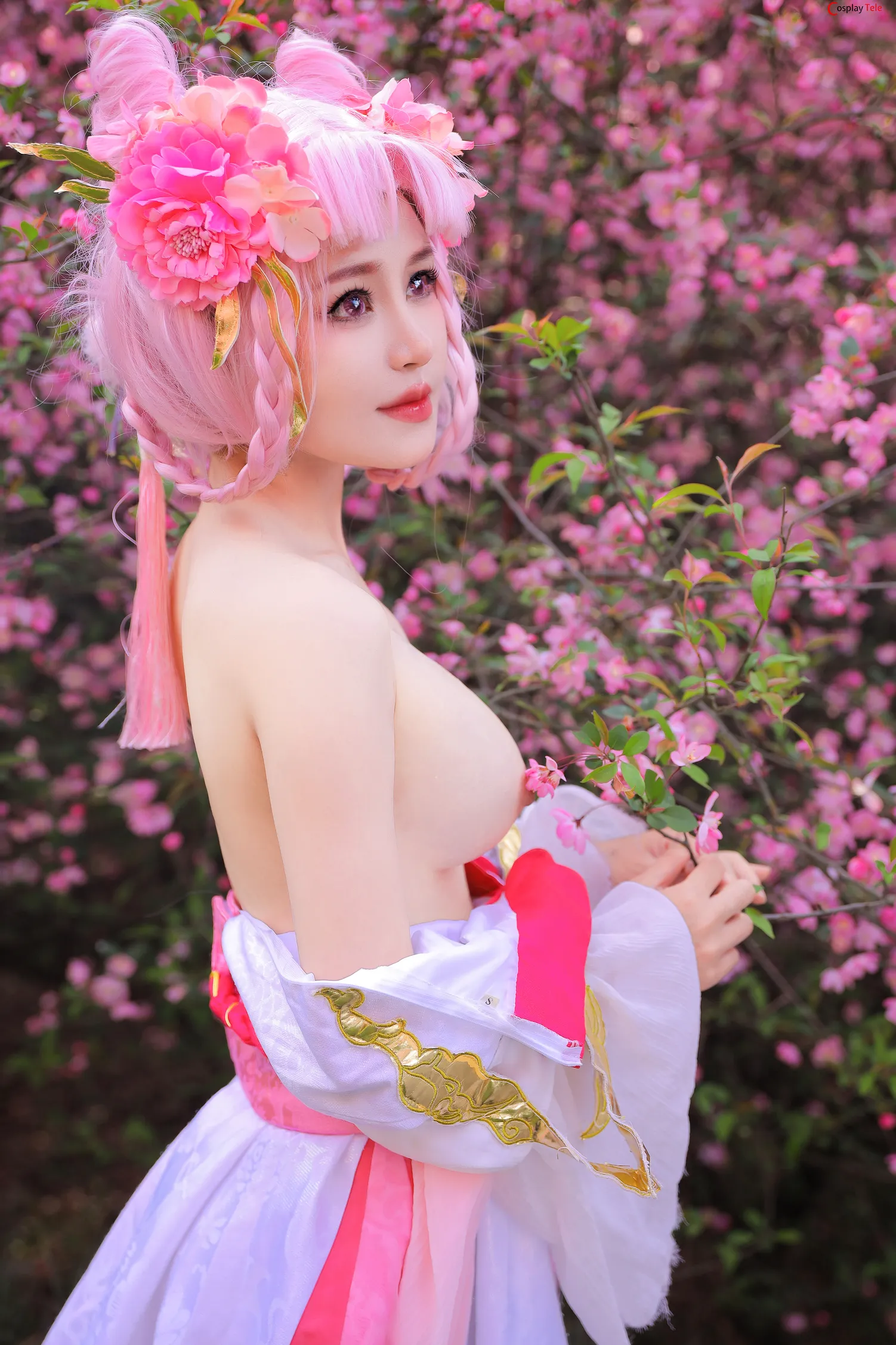 Taonuan222 (桃暖酱) cosplay Chang’e – King Of Glory