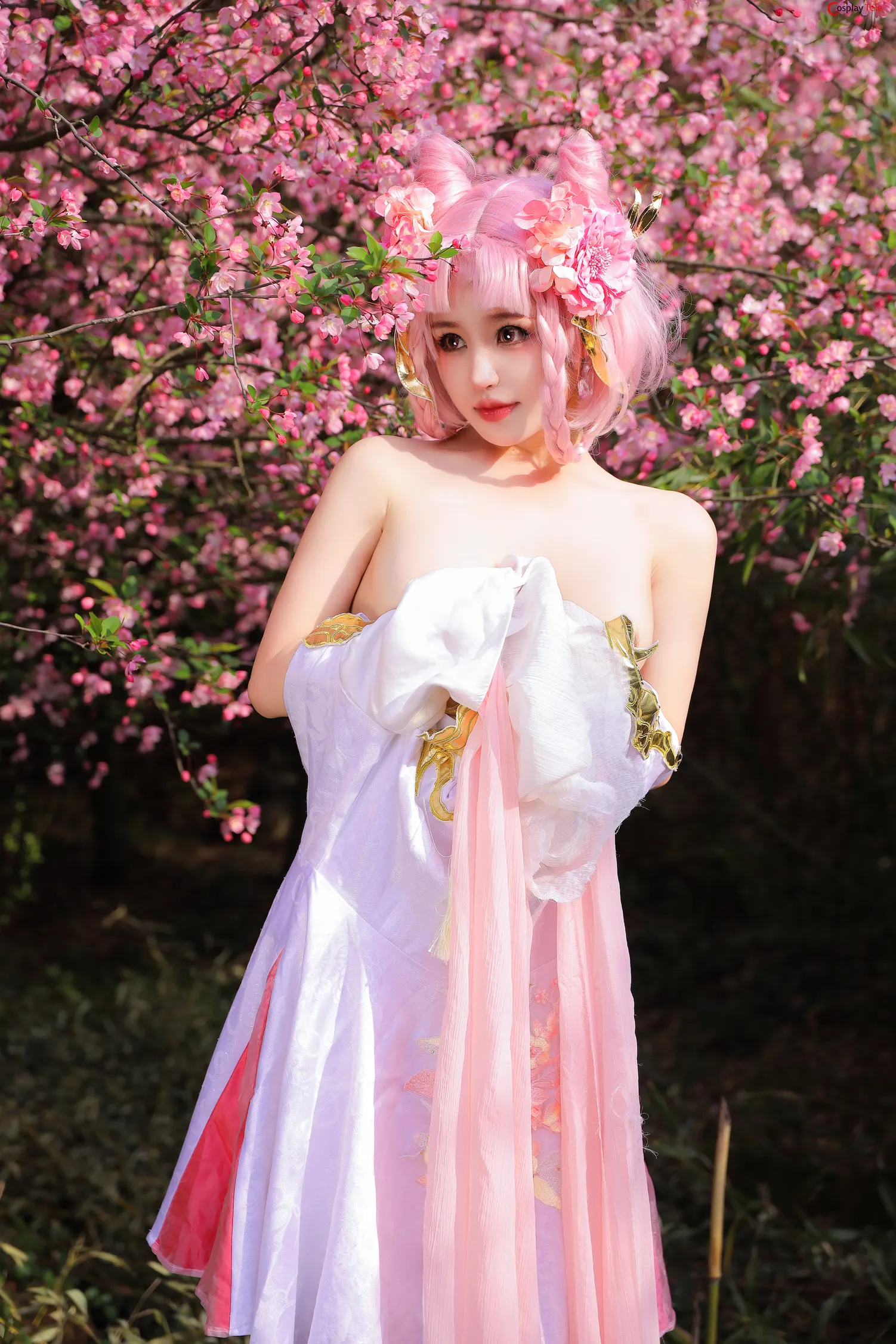 Taonuan222 (桃暖酱) cosplay Chang’e – King Of Glory