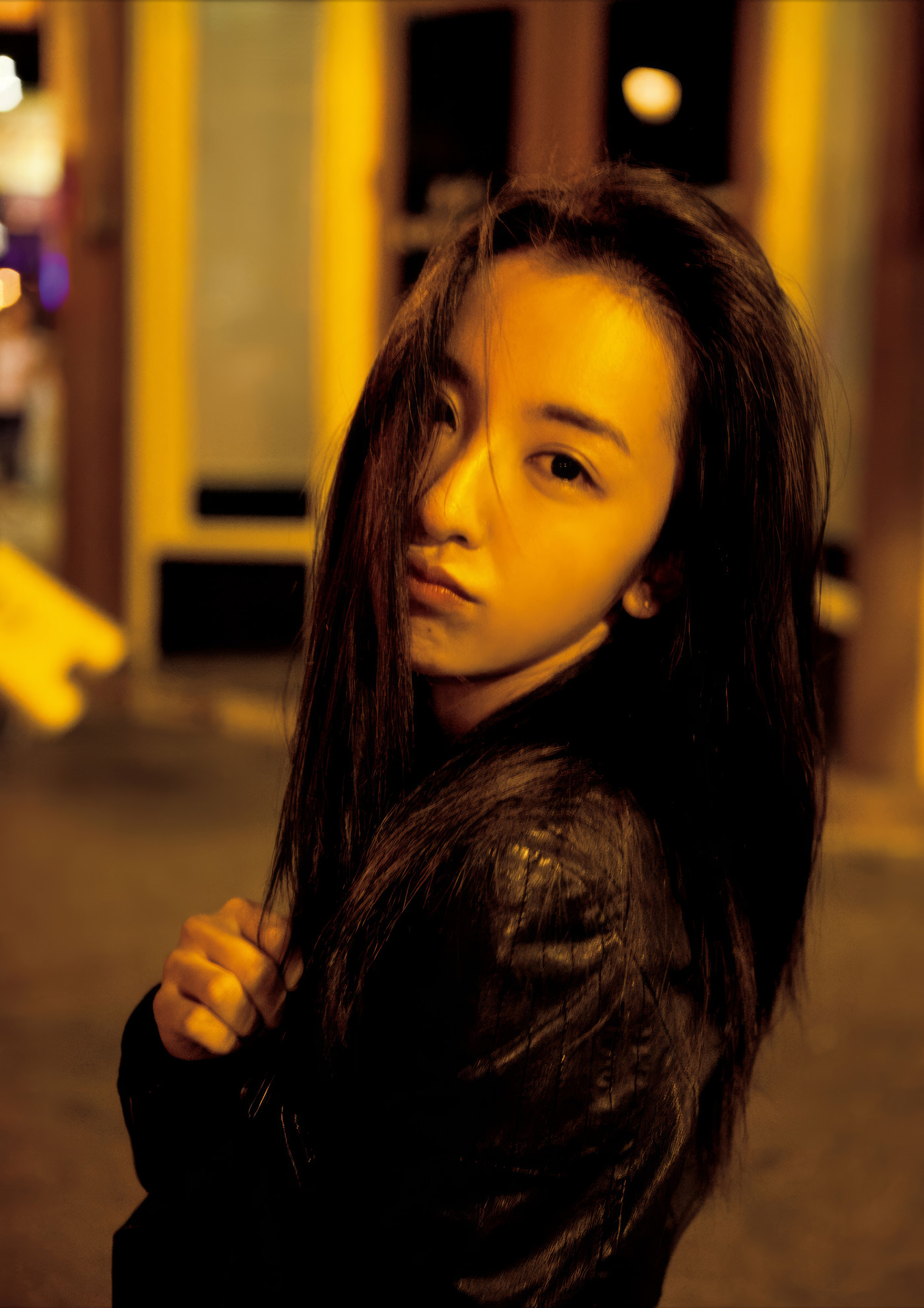 Tomomi Itano 板野友美, 写真集 「release」 Set.04