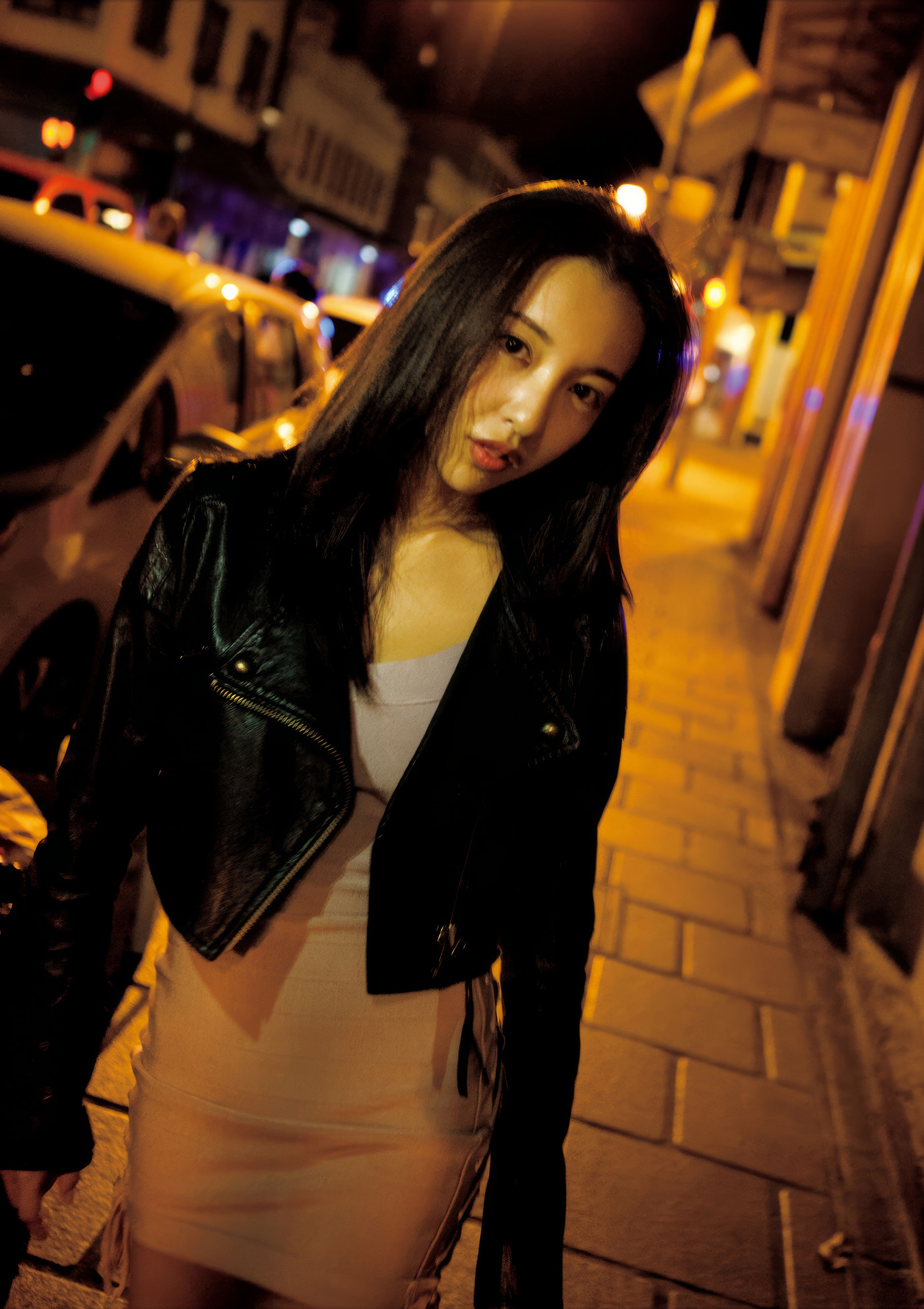 Tomomi Itano 板野友美, 写真集 「release」 Set.04