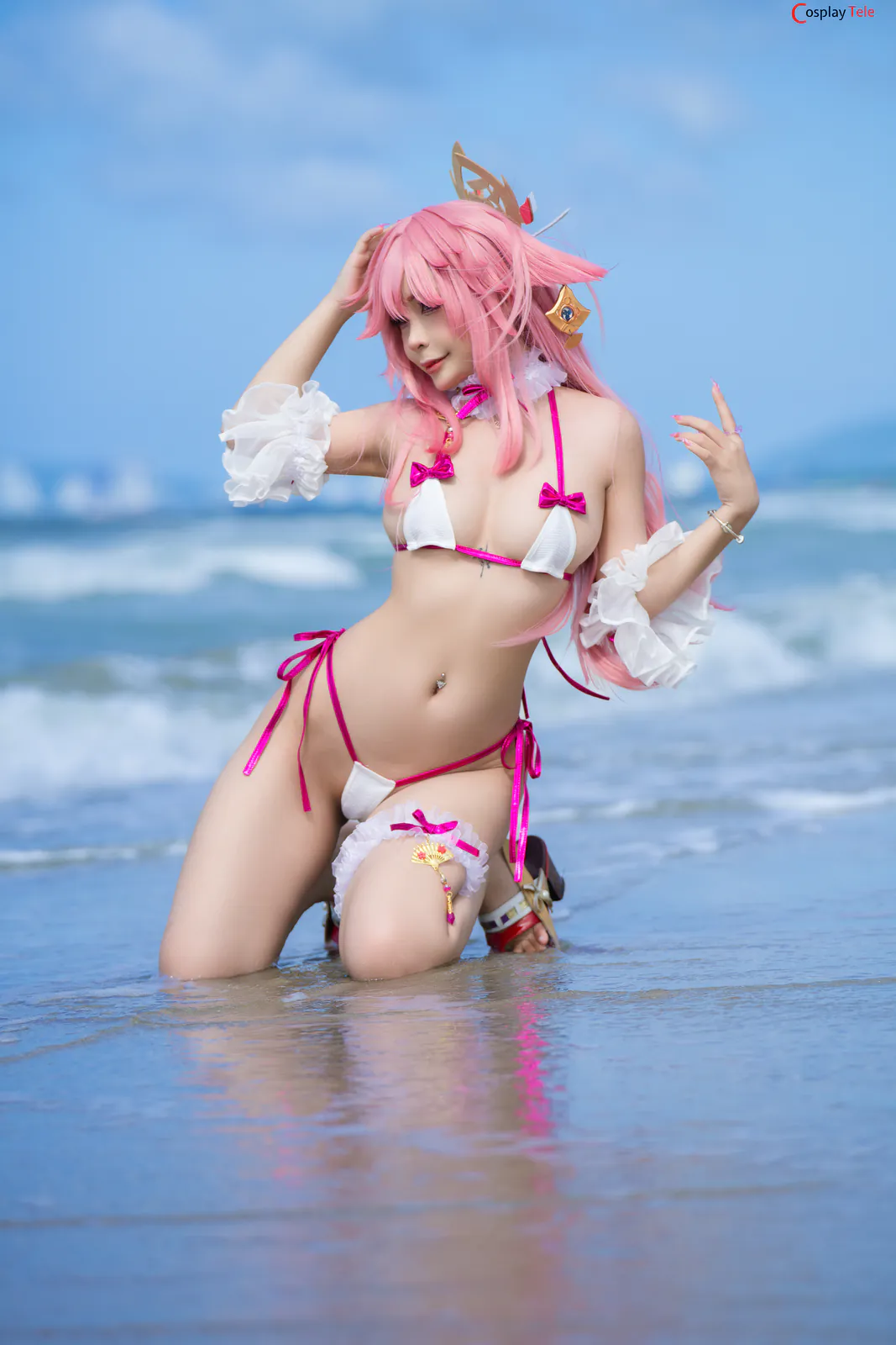 Umeko J cosplay Yae Miko – Genshin Impact