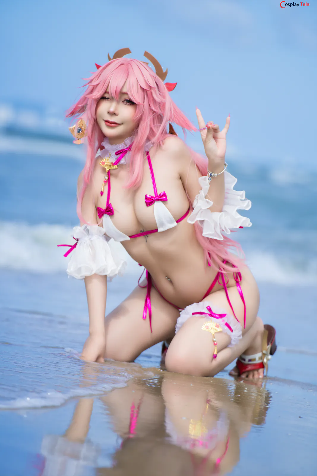 Umeko J cosplay Yae Miko – Genshin Impact