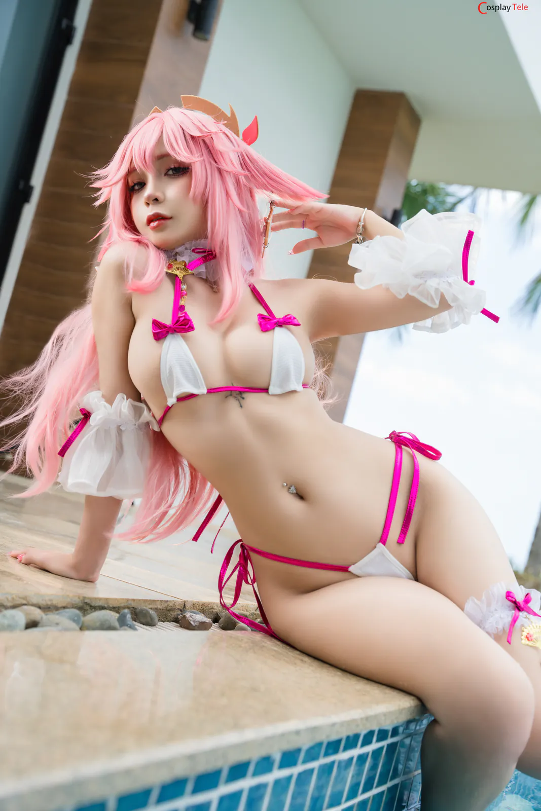 Umeko J cosplay Yae Miko – Genshin Impact