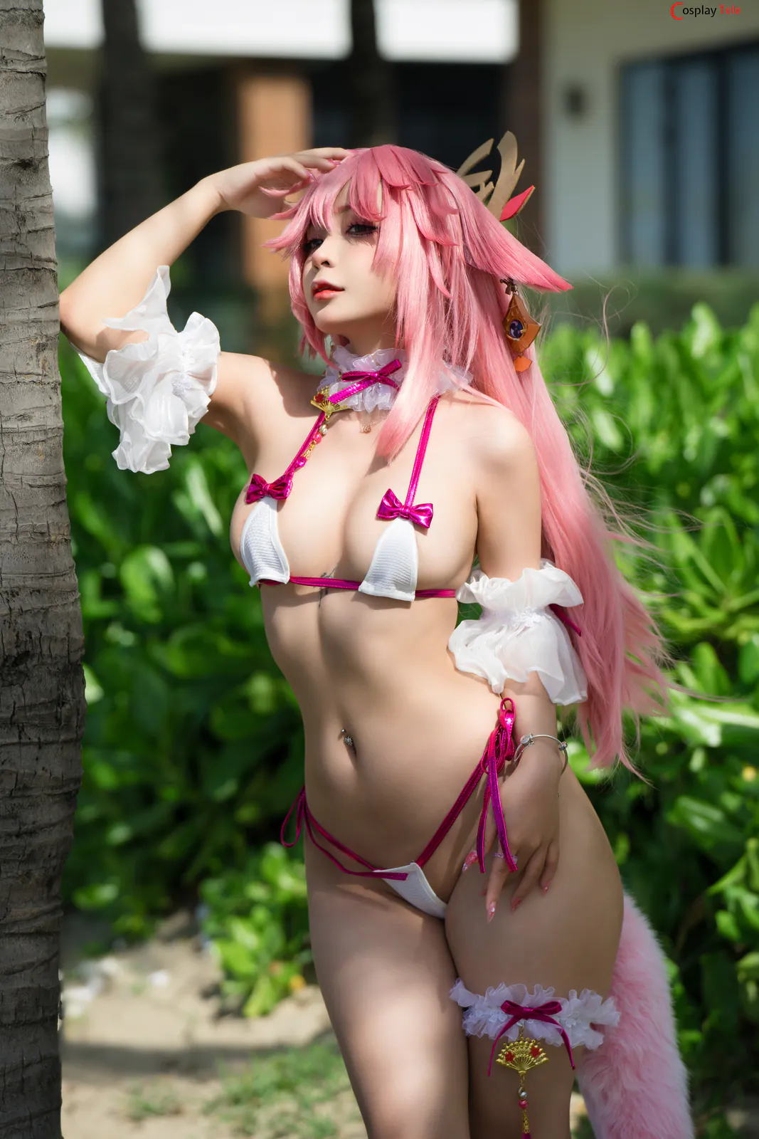 Umeko J cosplay Yae Miko – Genshin Impact