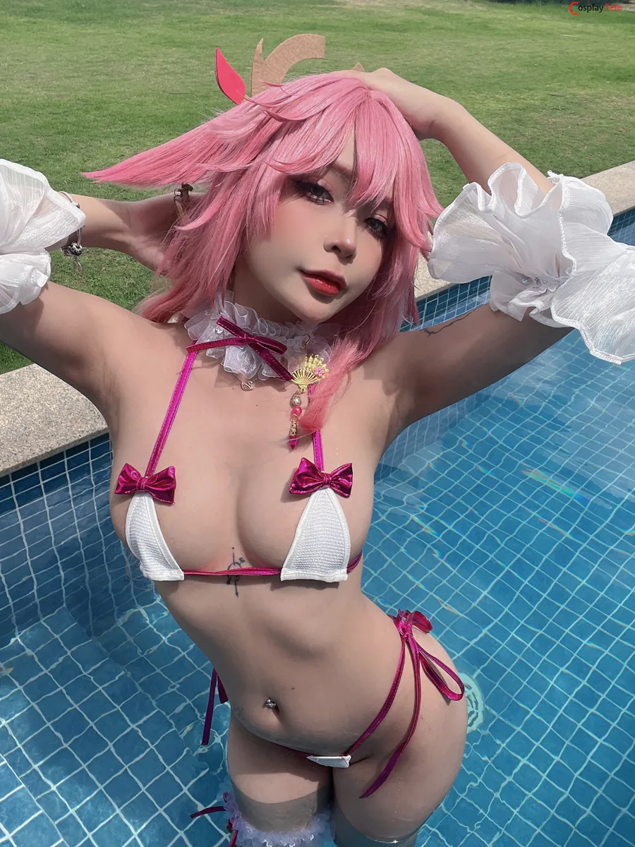 Umeko J cosplay Yae Miko – Genshin Impact