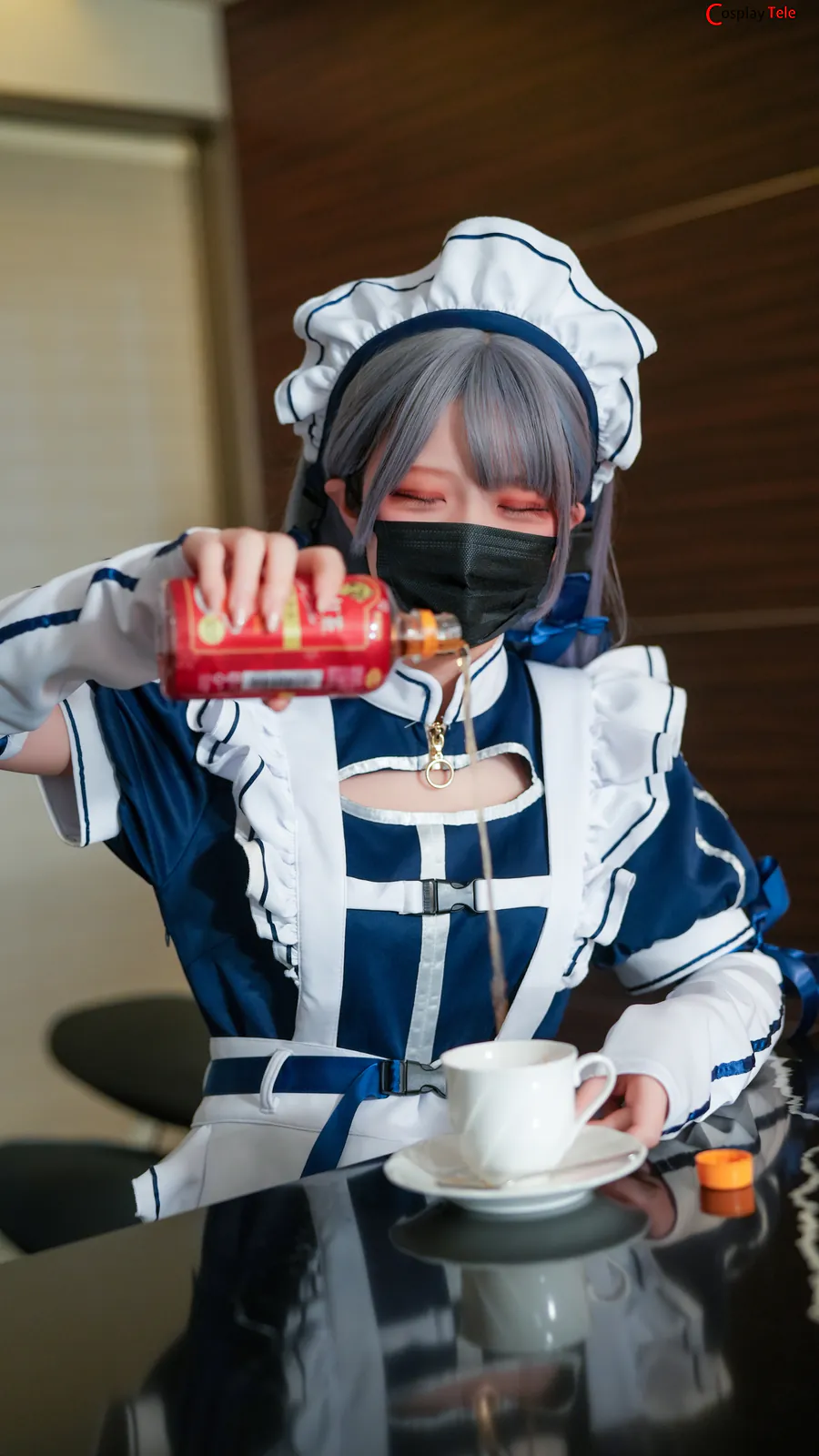 Unknown Cosplayer – Maid