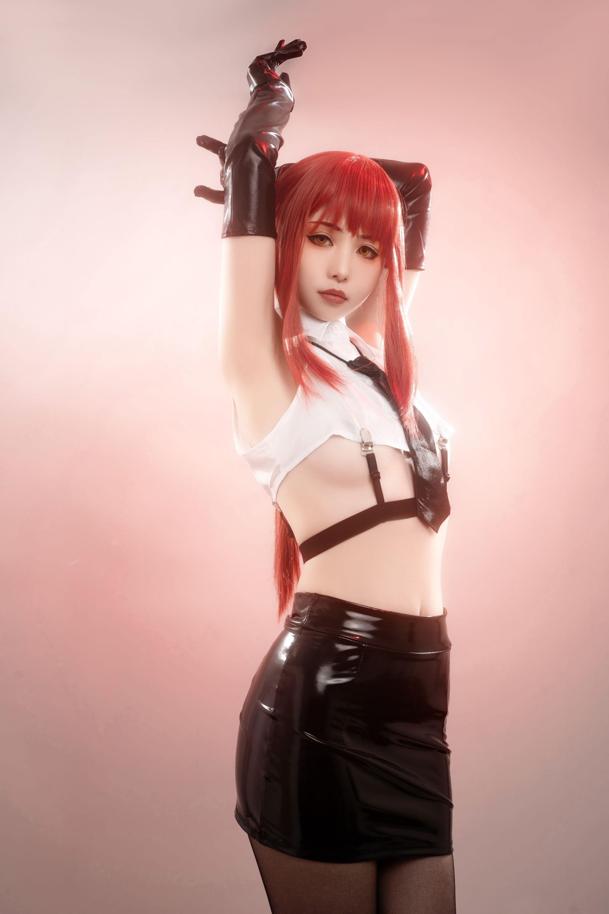 HornyCos - Red-Haired Petite Beauty Cosplays As Chainsaw Man Makima (Patreon)