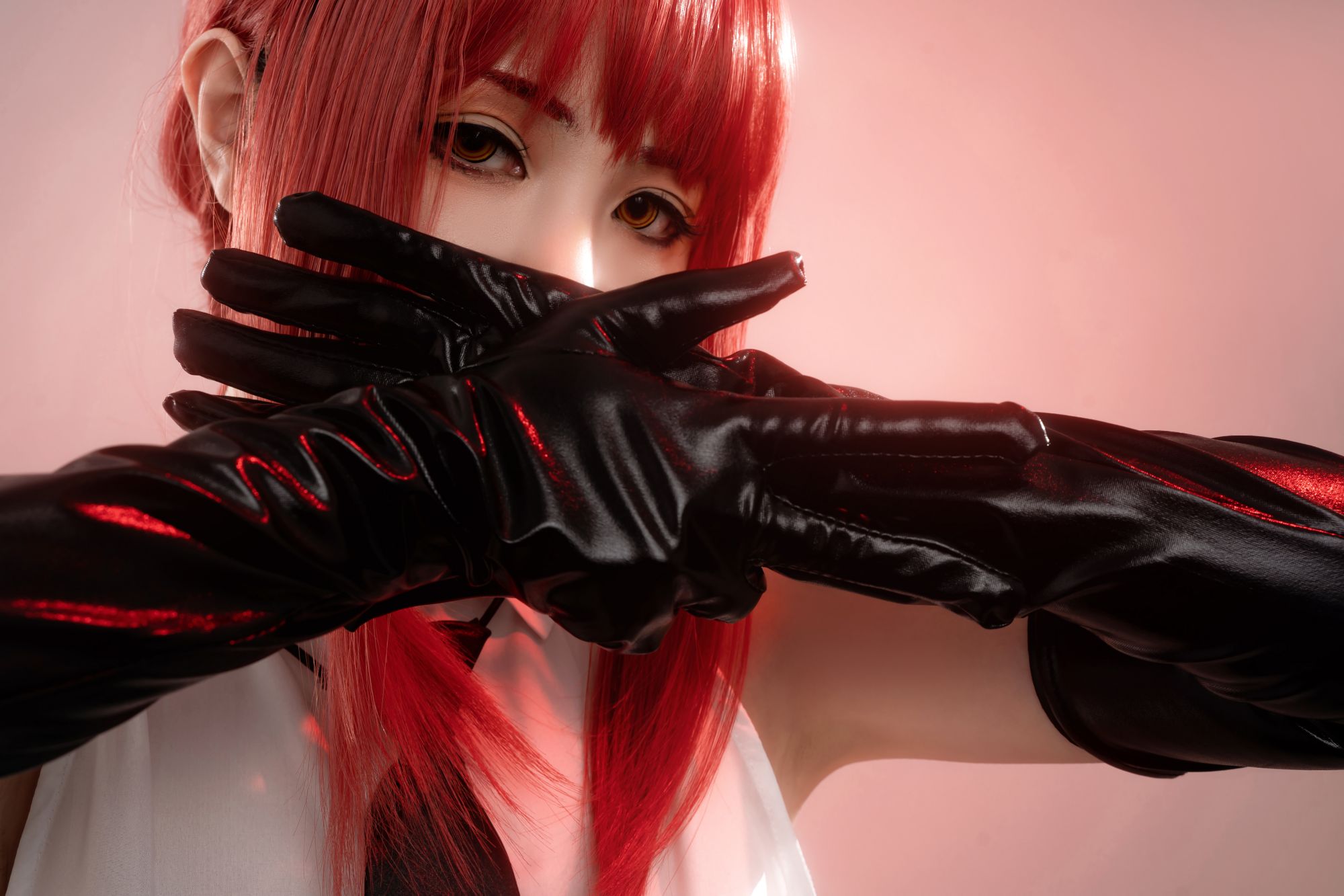 HornyCos - Red-Haired Petite Beauty Cosplays As Chainsaw Man Makima (Patreon)