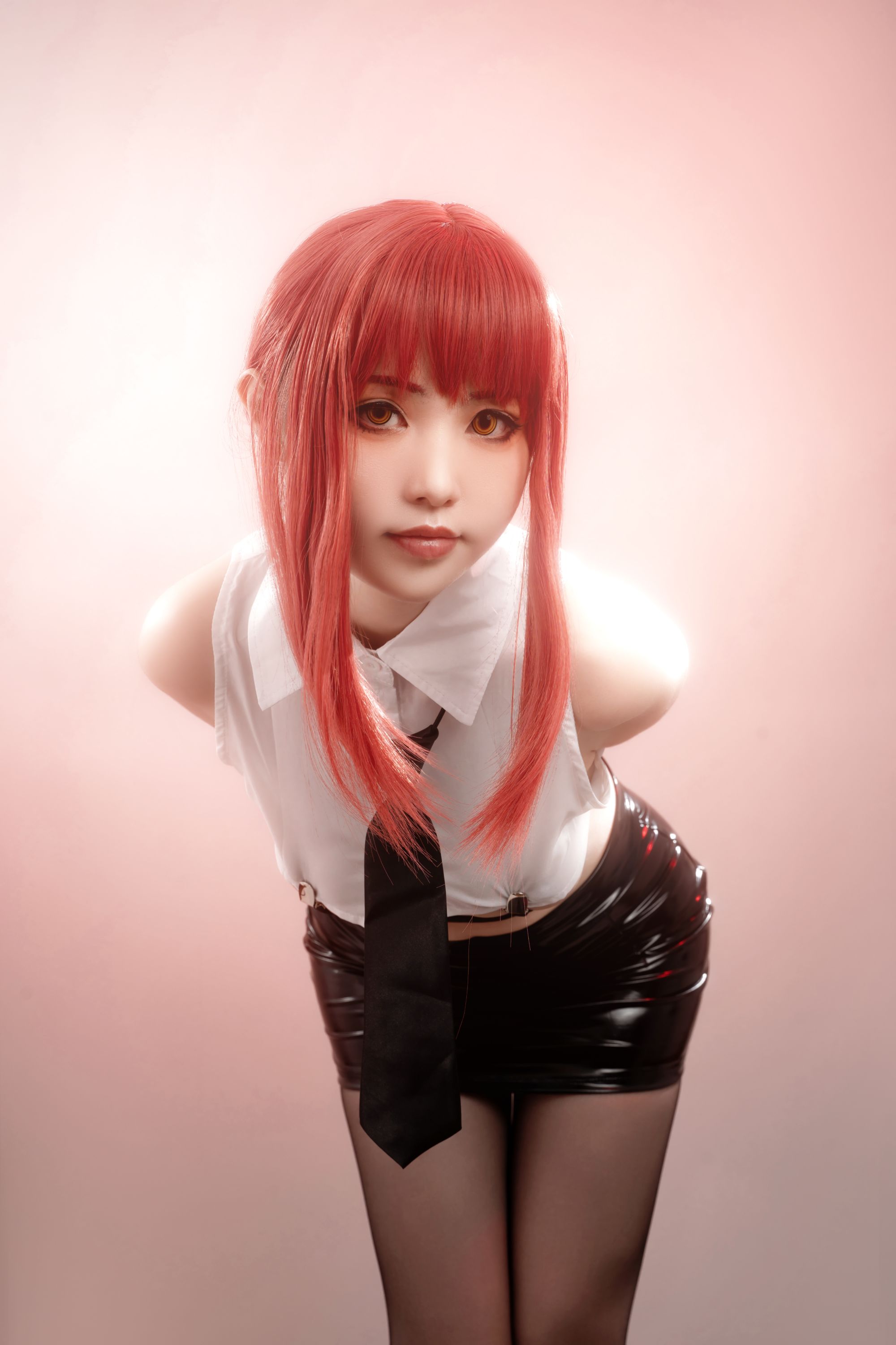 HornyCos - Red-Haired Petite Beauty Cosplays As Chainsaw Man Makima (Patreon)