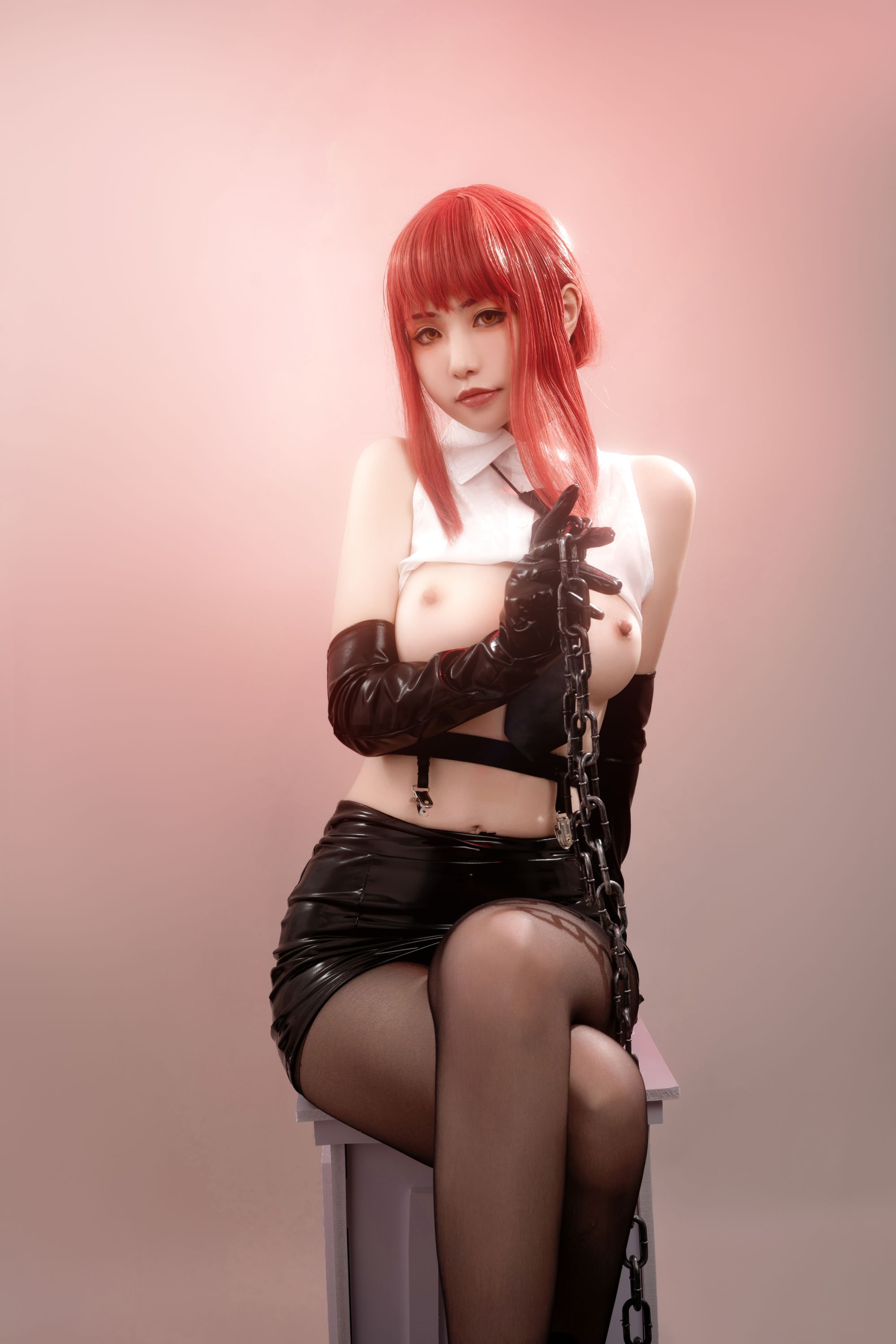 HornyCos - Red-Haired Petite Beauty Cosplays As Chainsaw Man Makima (Patreon)