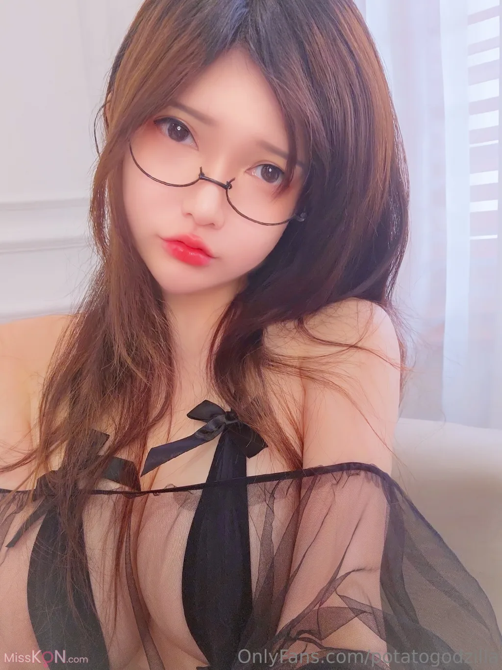 Coser@Potato Godzilla_ Black Transparent Lingerie Onlyfans Nude Oct 2024