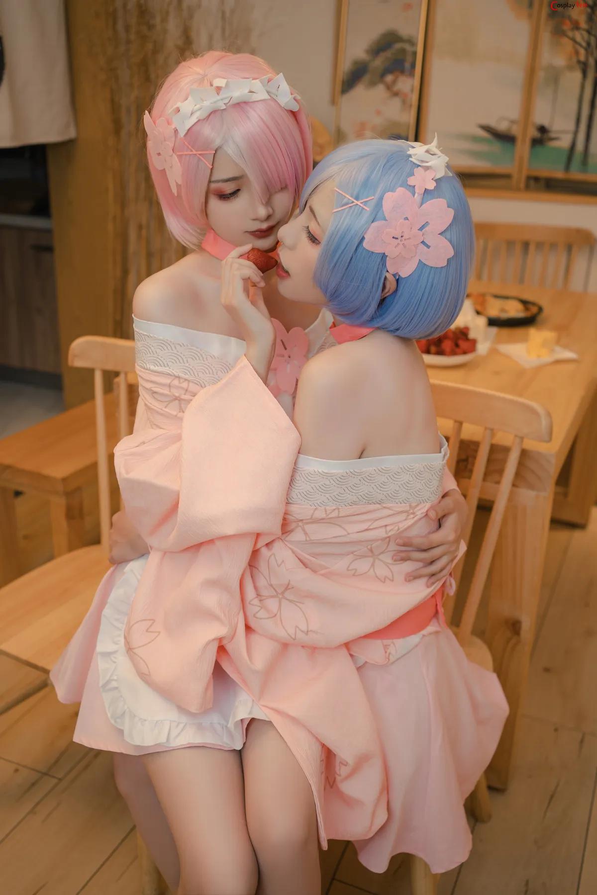 Nekokoyoshi (爆机少女喵小吉) and 金鱼Kinngyo cosplay Rem and Ram – Re_Zero – Part 2