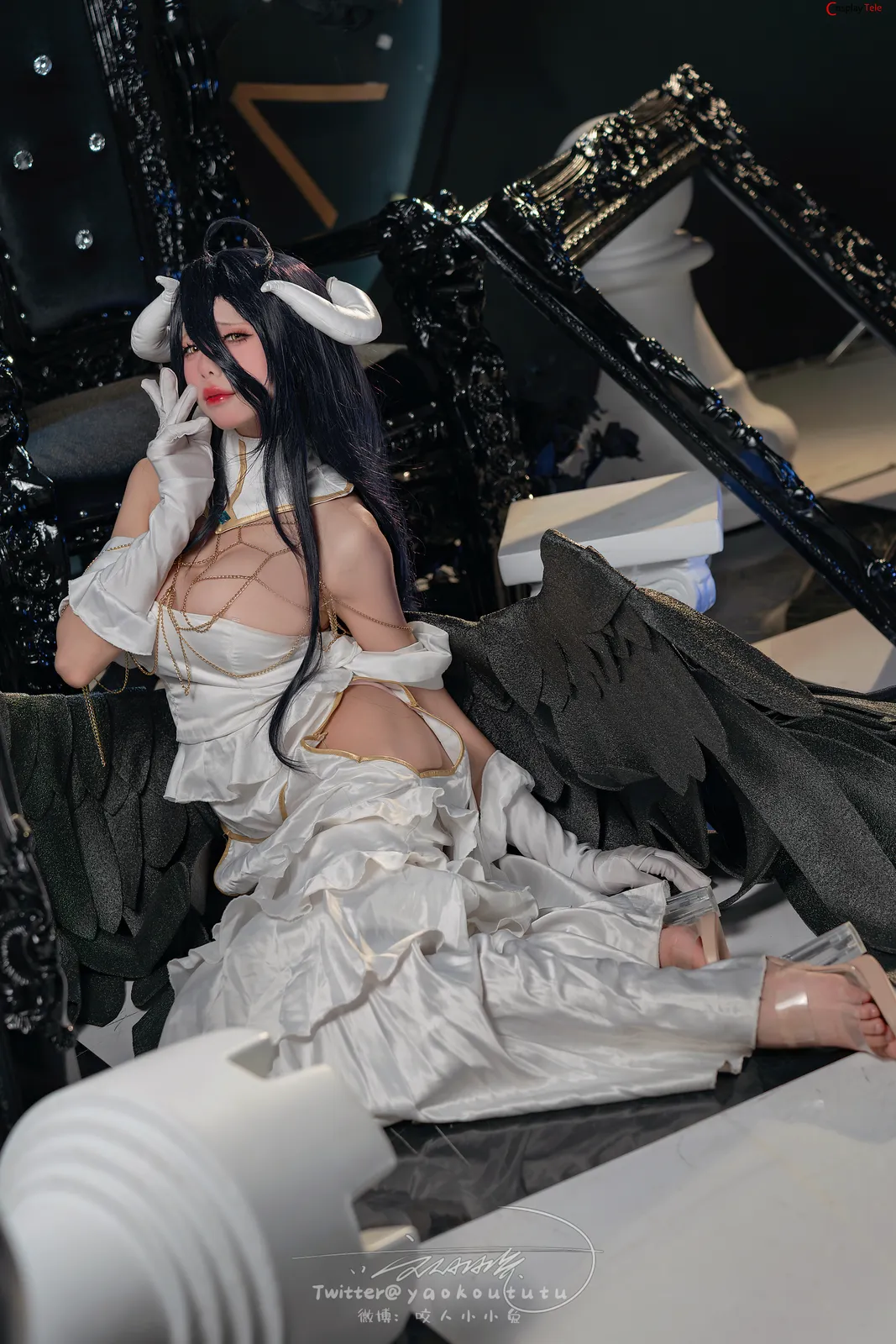 咬一口兔娘ovo (Yaokoututu) cosplay Albedo Succubus – Overlord 33 咬一口兔娘ovo (Yaokoututu) cosplay Albedo Succubus – Overlord