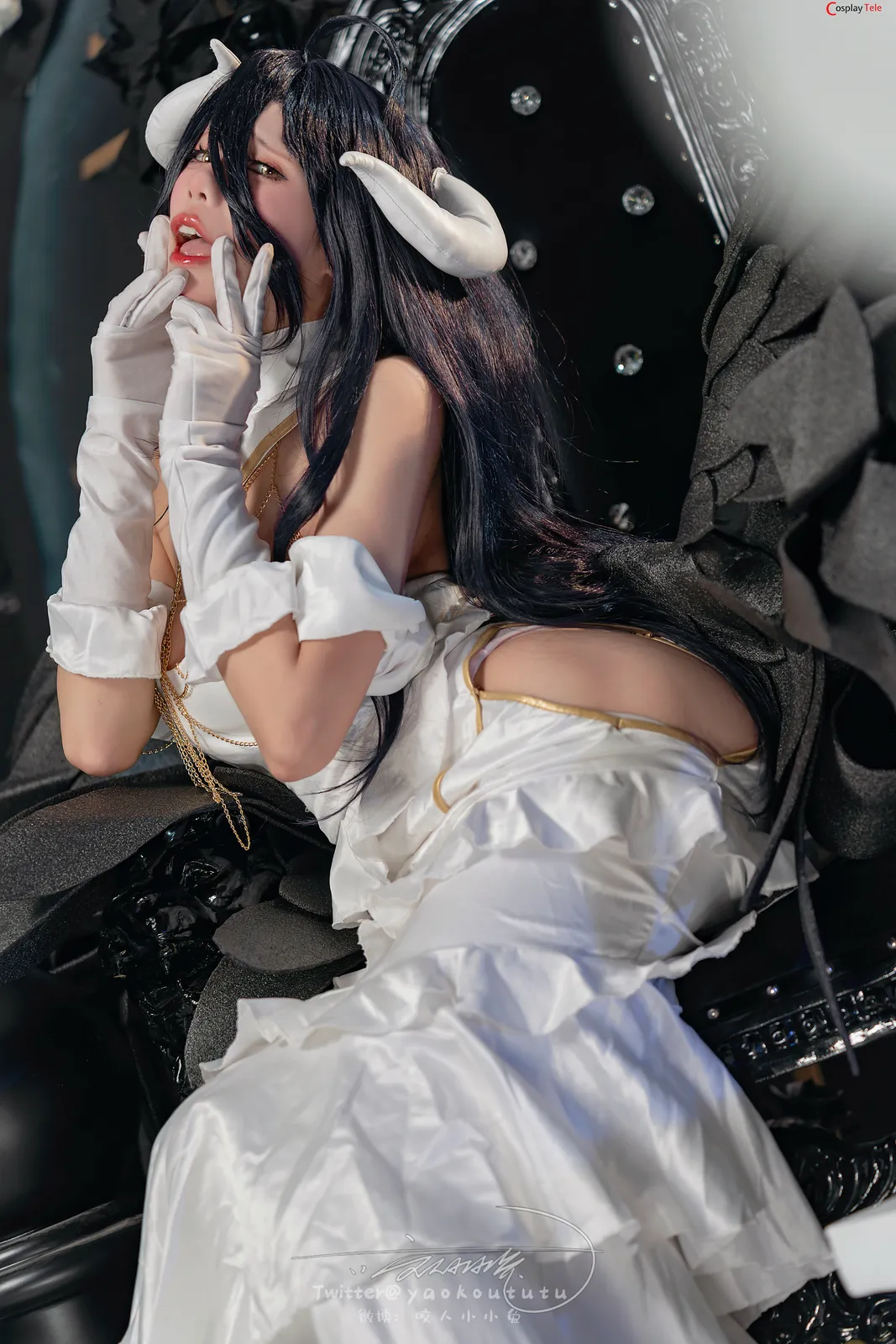 咬一口兔娘ovo (Yaokoututu) cosplay Albedo Succubus – Overlord 40 咬一口兔娘ovo (Yaokoututu) cosplay Albedo Succubus – Overlord