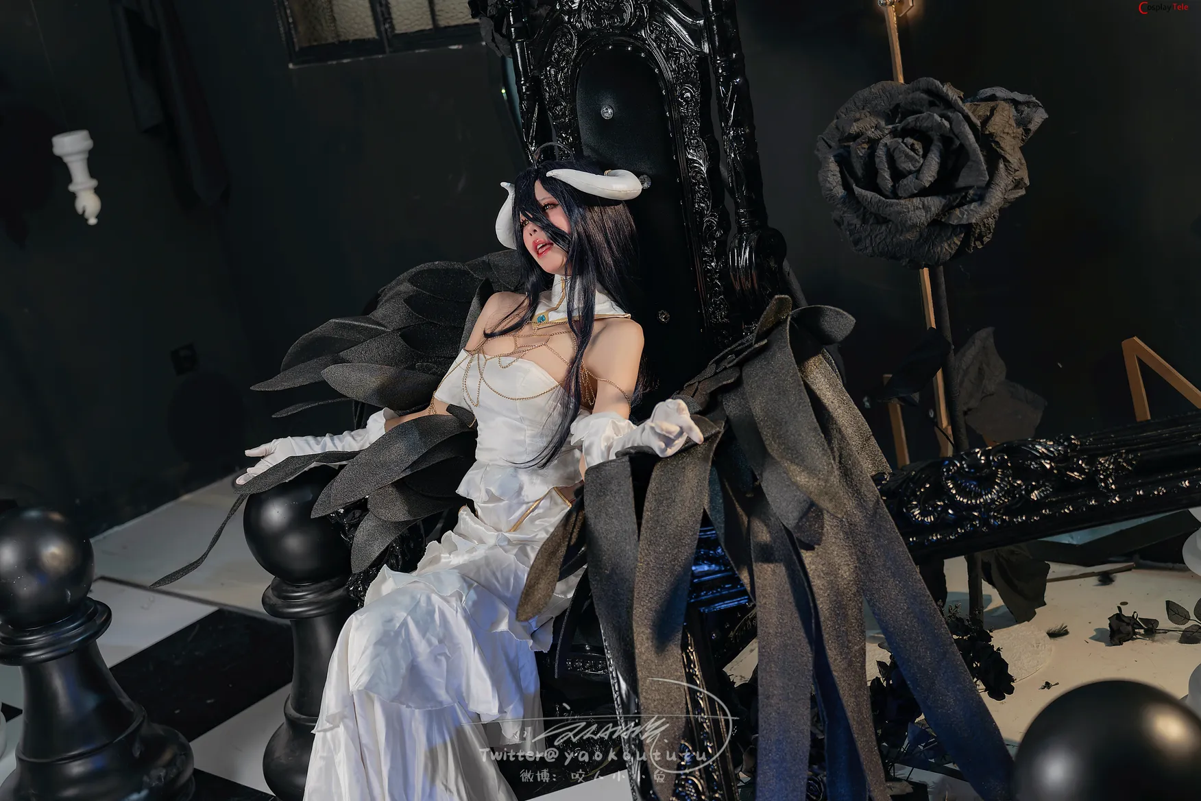 咬一口兔娘ovo (Yaokoututu) cosplay Albedo Succubus – Overlord 43 咬一口兔娘ovo (Yaokoututu) cosplay Albedo Succubus – Overlord
