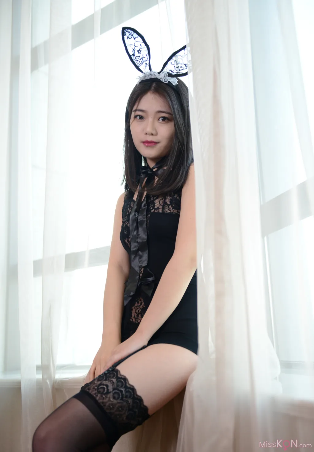李沫_ 人气女神 诱人翘臀兔女郎写真