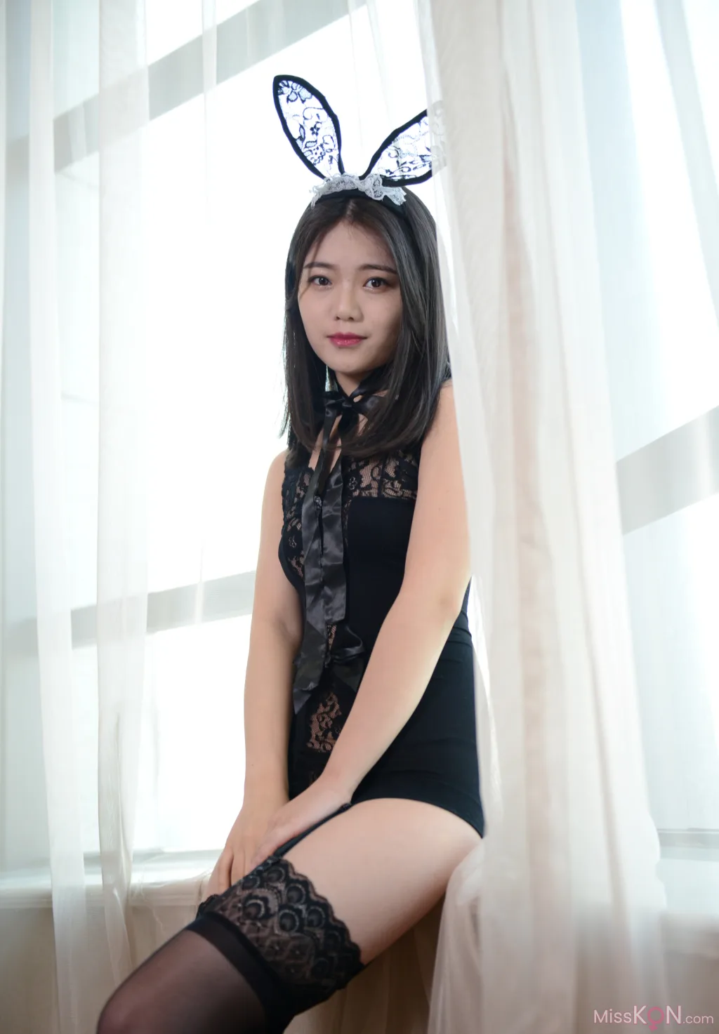李沫_ 人气女神 诱人翘臀兔女郎写真