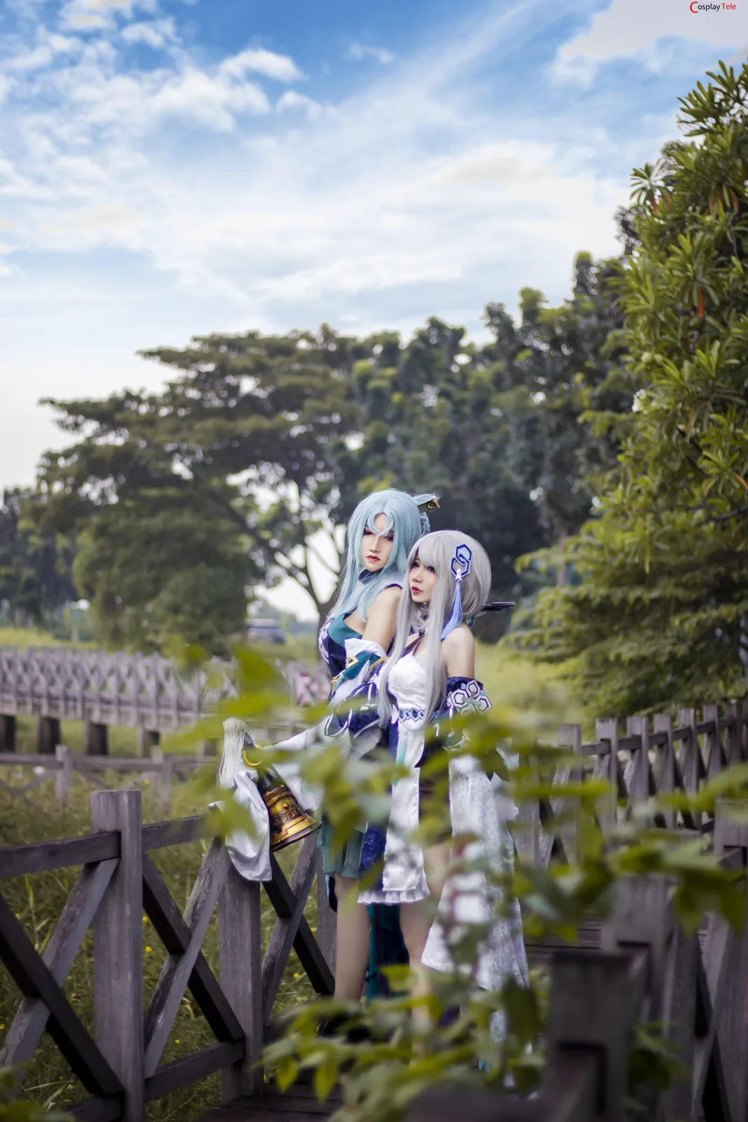 美月 HKxSYR cosplay Guizhong and Madame Ping – Genshin Impact