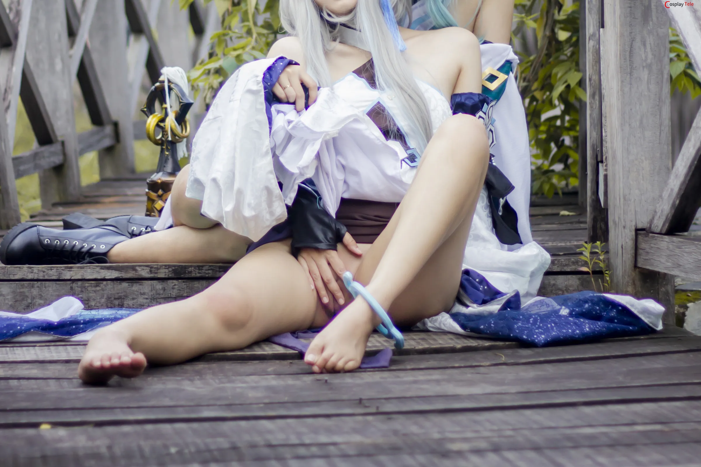 美月 HKxSYR cosplay Guizhong and Madame Ping – Genshin Impact