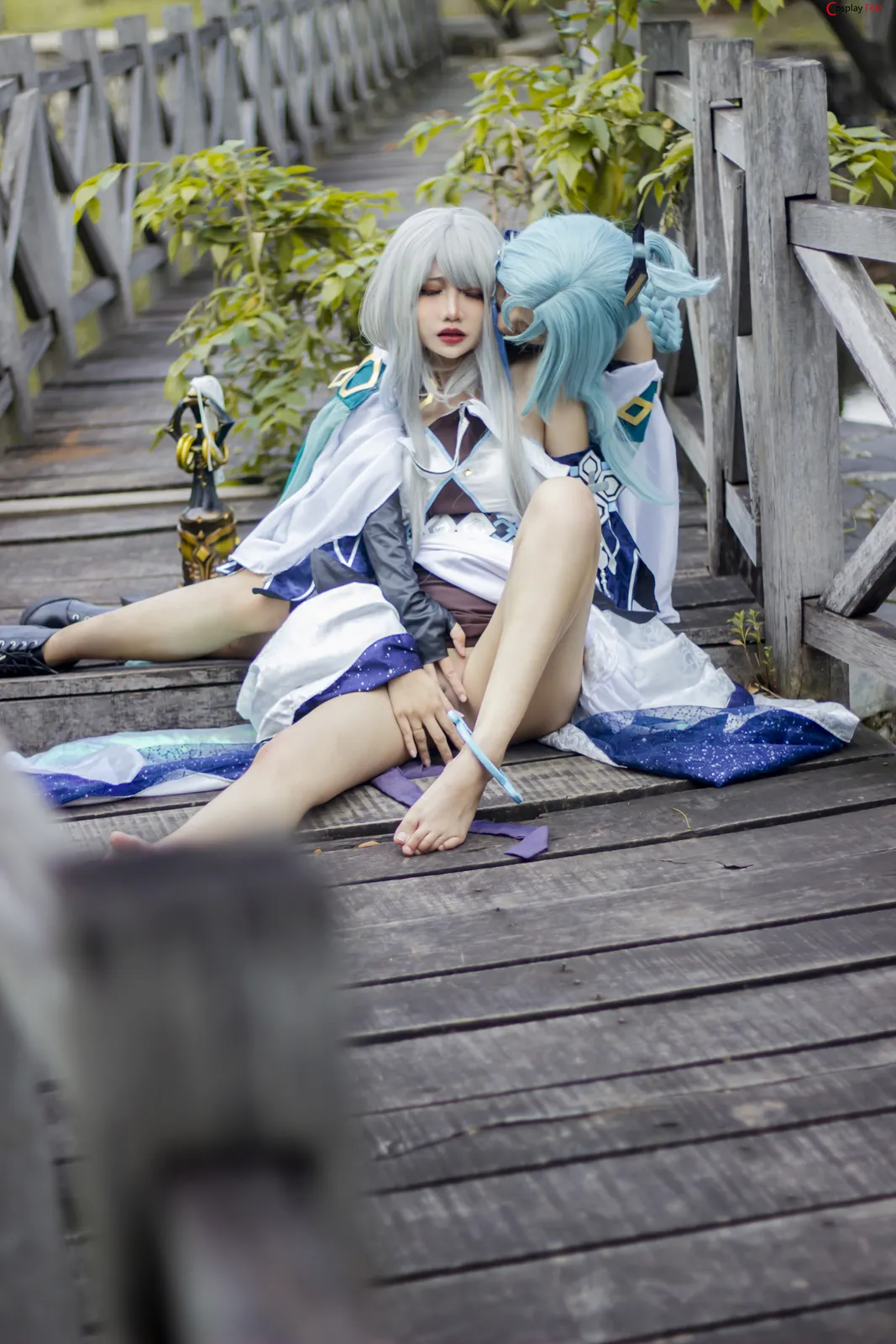 美月 HKxSYR cosplay Guizhong and Madame Ping – Genshin Impact