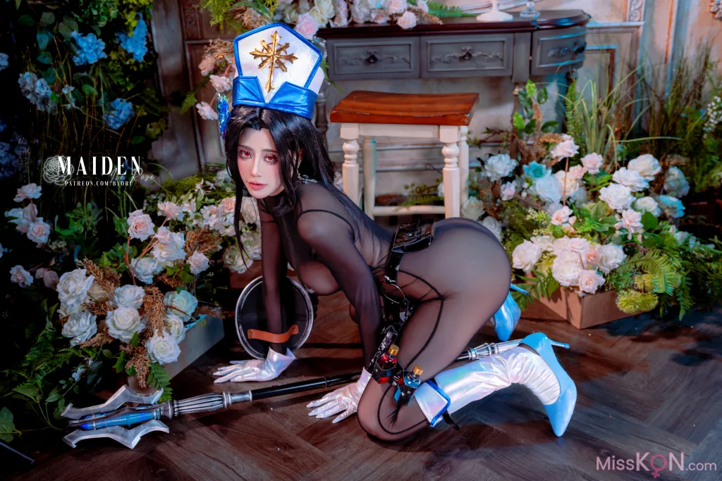 Coser@Byoru_ Maiden-Ice Rose