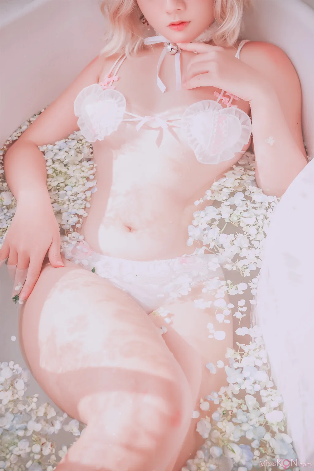 Coser@Messie Huang_ Pure Bath