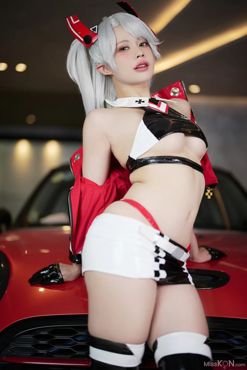 Coser@PingPing_ Prinz Eugen (Race Queen)