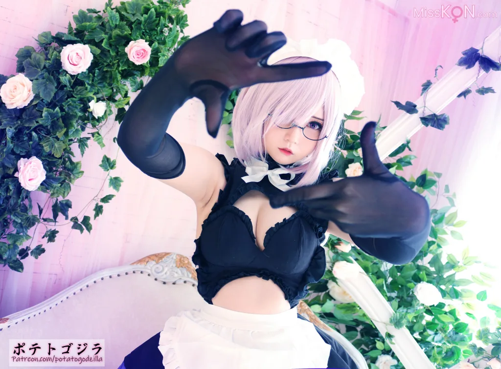 Coser@Potato Godzilla_ Mashu Maid