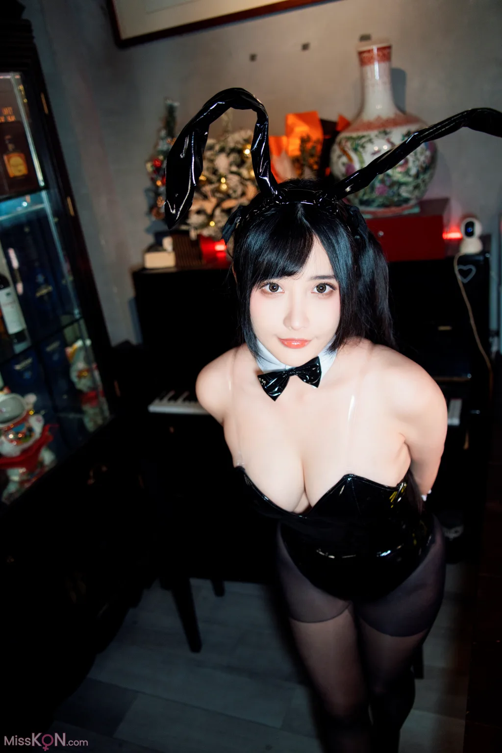 Coser@糖果果Candy_ 黑胶兔兔2