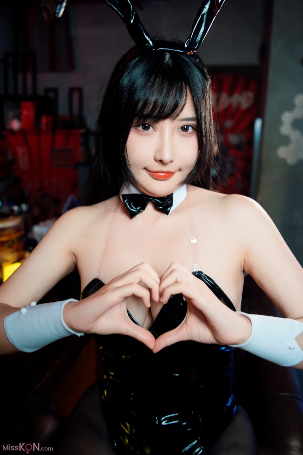 Coser@糖果果Candy_ 黑胶兔兔2