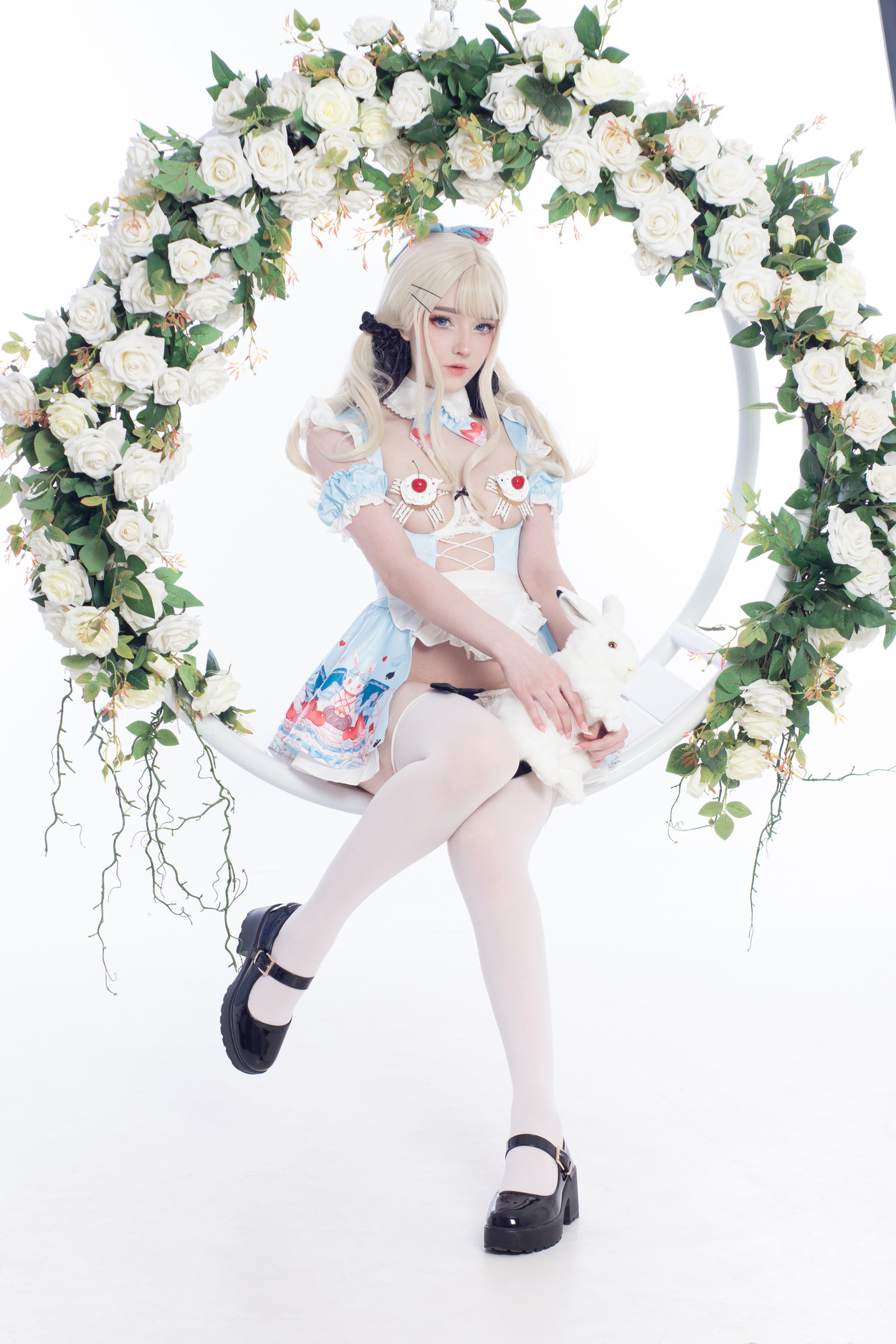 Cosplay Candy_Ball Alice in Easterland