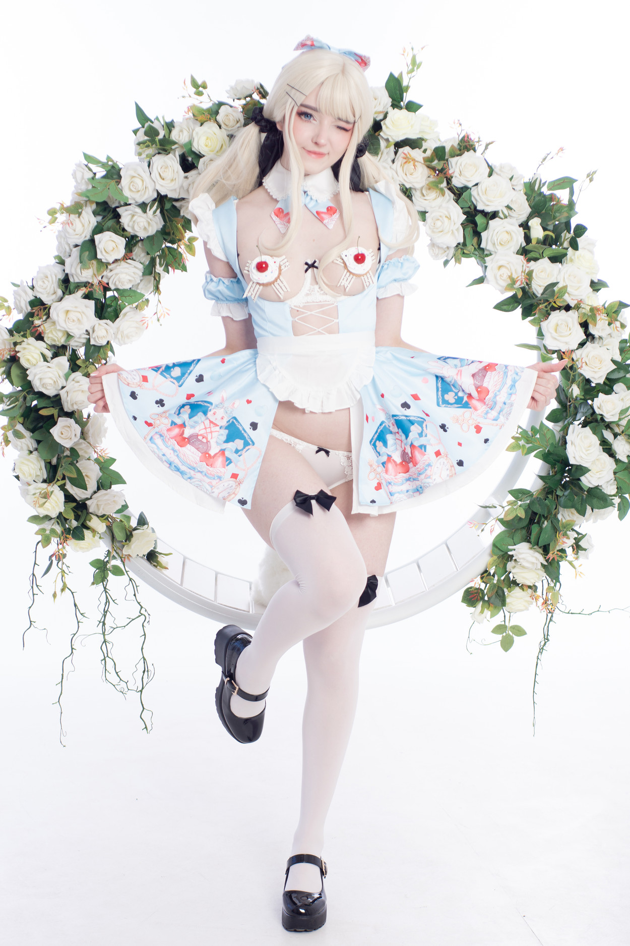 Cosplay Candy_Ball Alice in Easterland