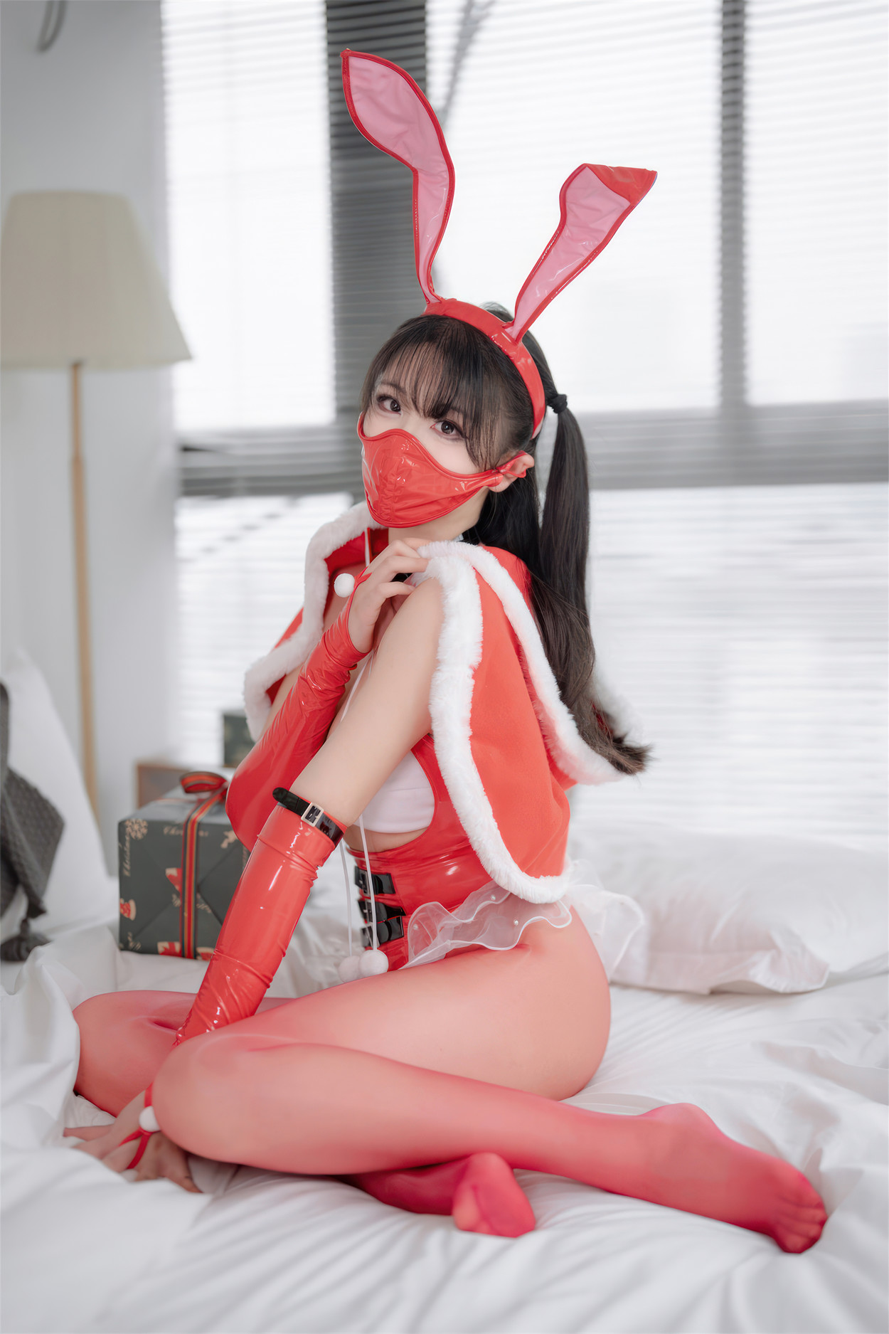 Cosplay 轩萧学姐 圣诞红丝兔女郎