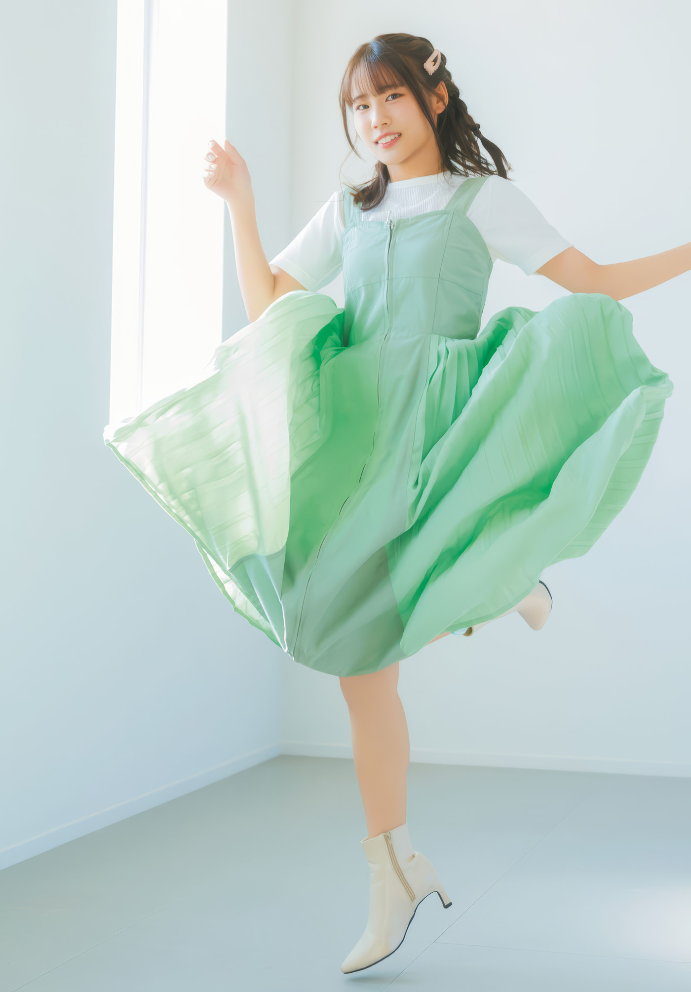 Fuka Hayama 叶山风花, Young Dragon Age ヤングドラゴンエイジ 2025 VOL.04