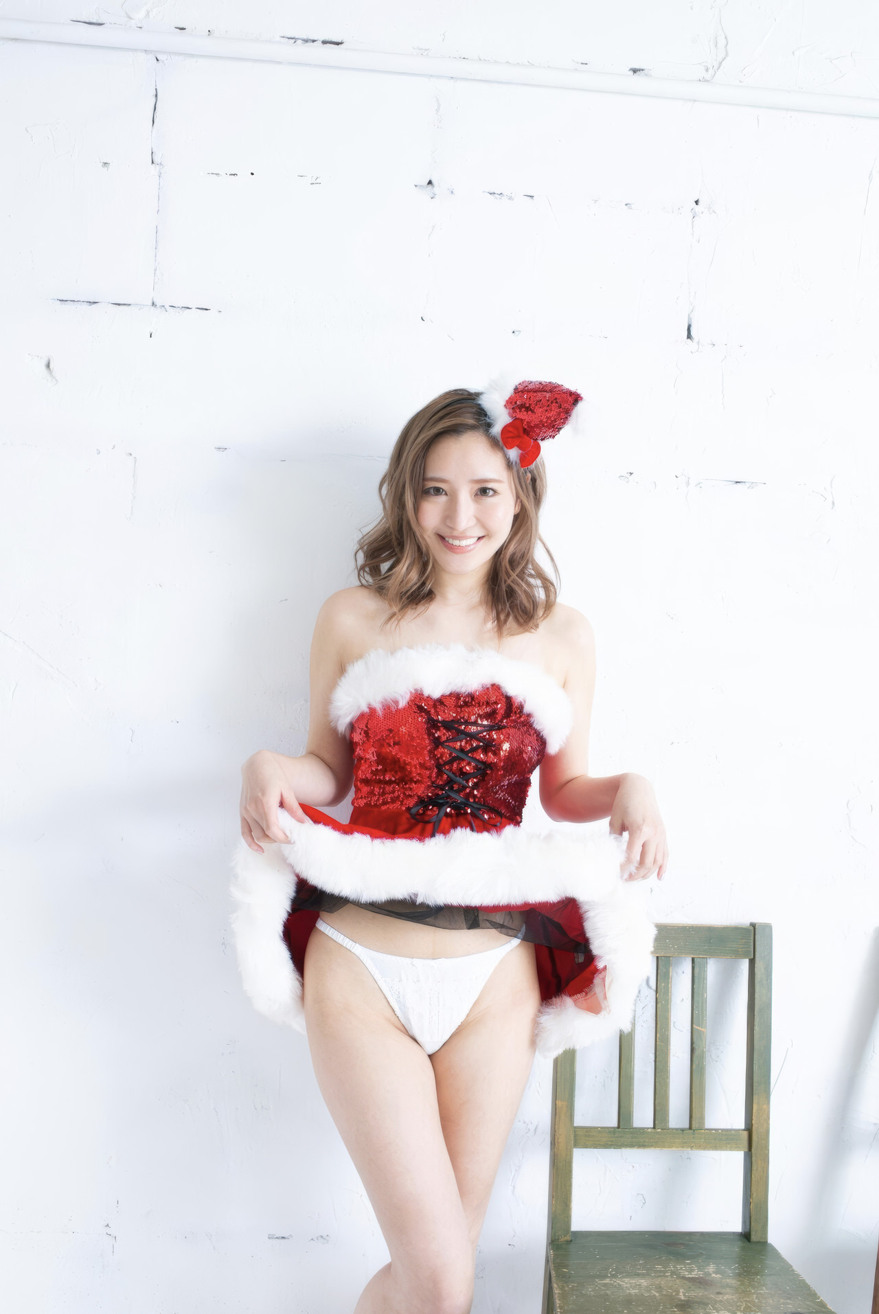 Sarina Kurokawa 黒川さりな, Red Photo 写真集 「Red 005 Kurokawa Sarina 01」